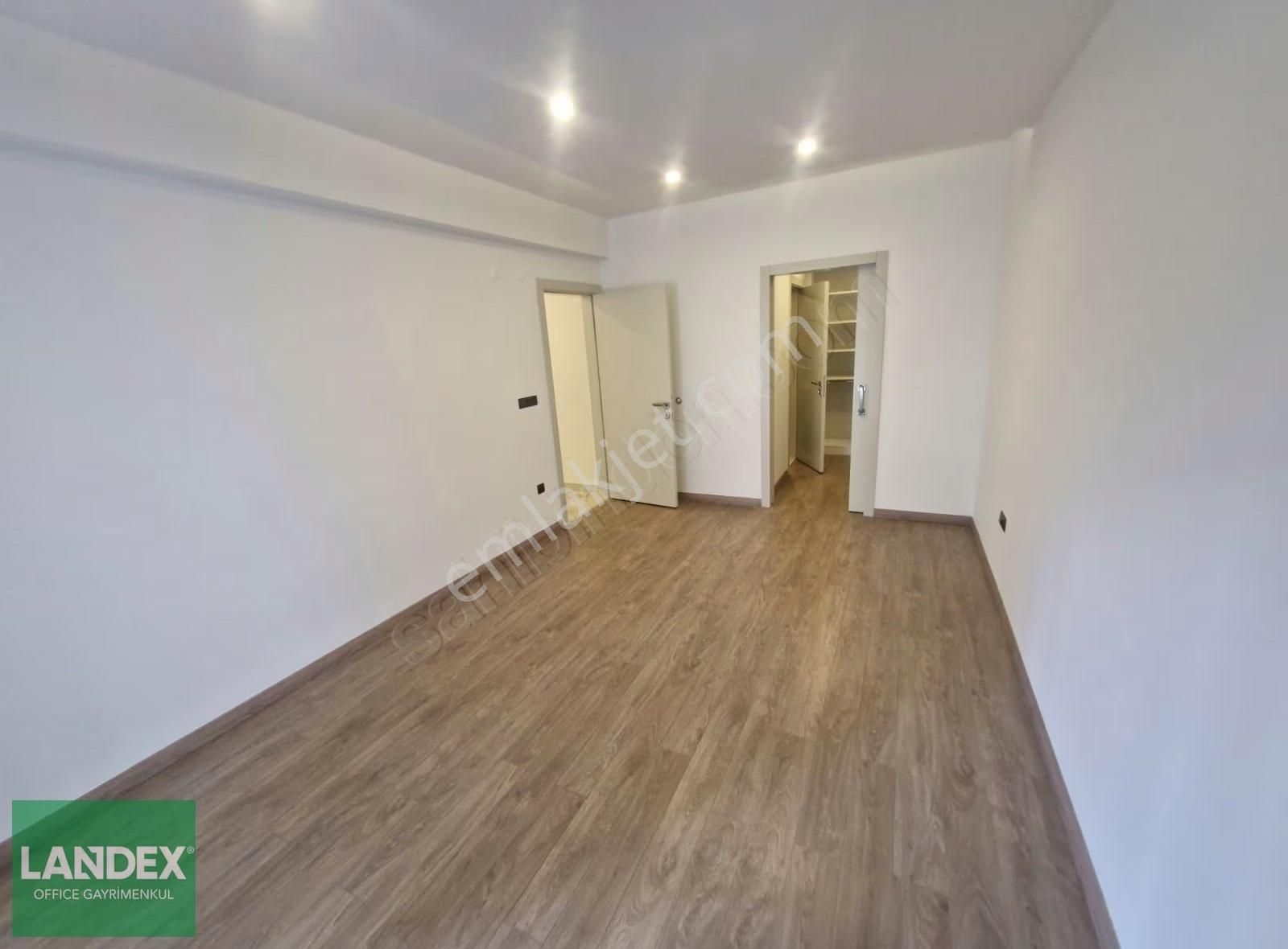 Landex'den Şemikler'de 4+1havuzlu Güvenlikli 220m2 Satılık Daire - Görsel 13