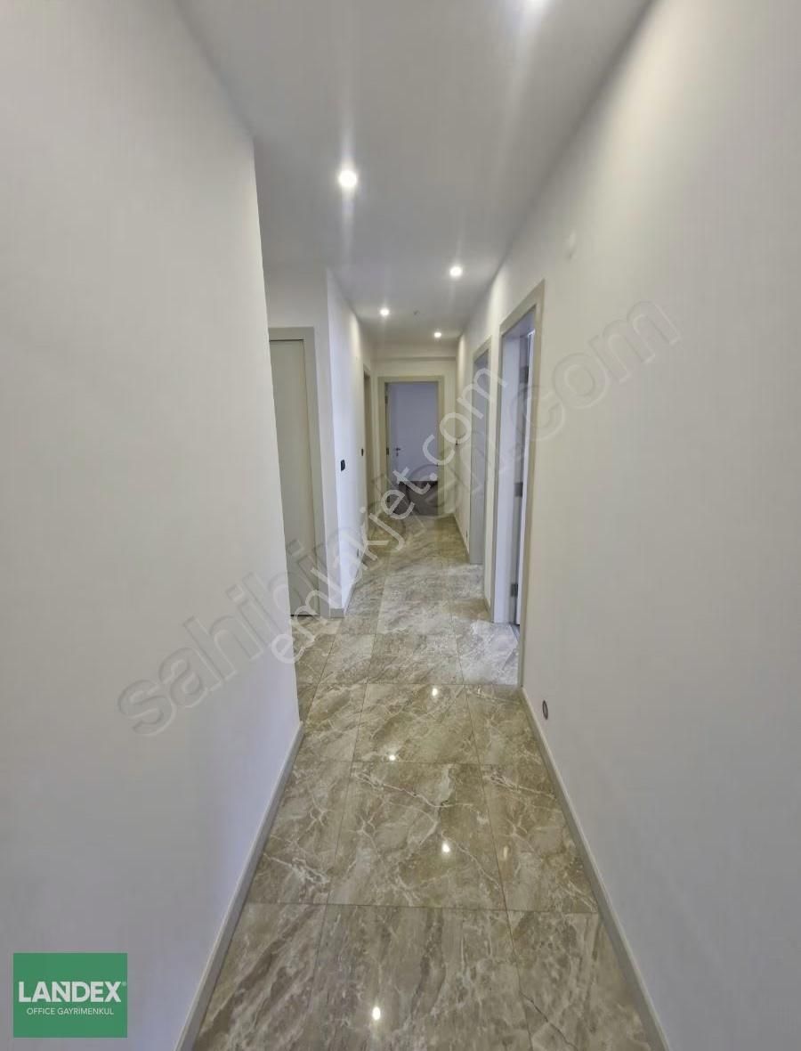 Landex'den Şemikler'de 4+1havuzlu Güvenlikli 220m2 Satılık Daire - Görsel 11