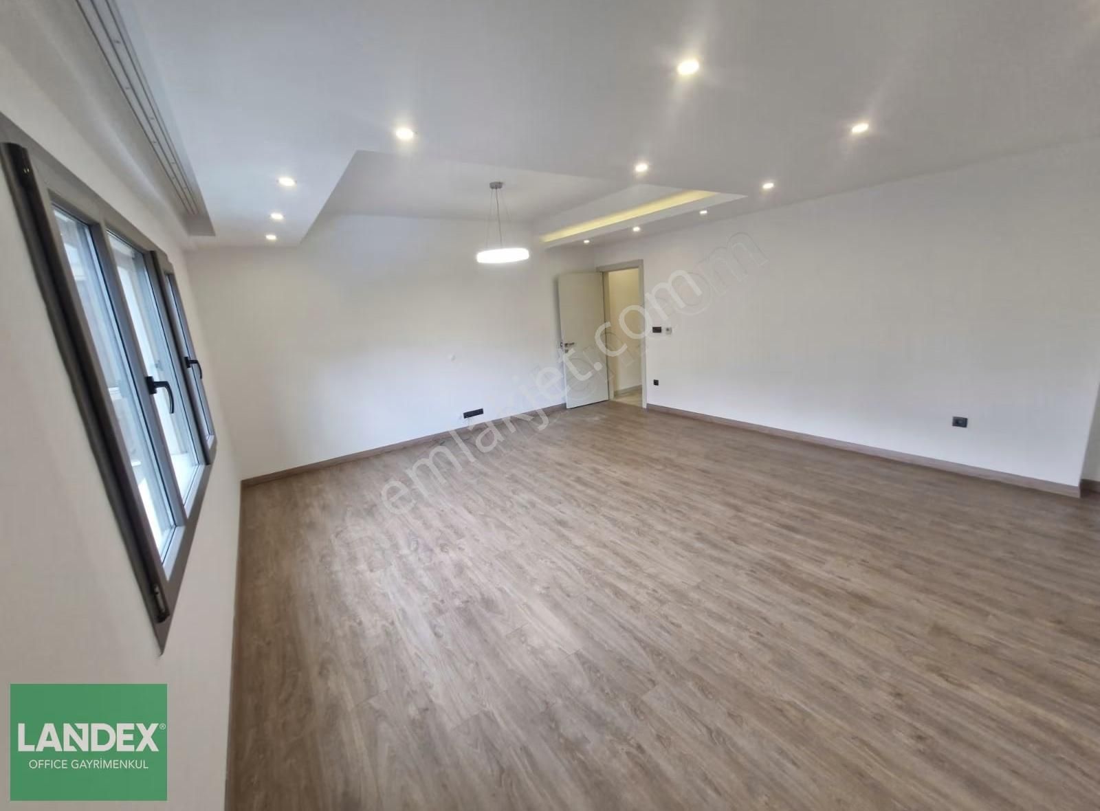 Landex'den Şemikler'de 4+1havuzlu Güvenlikli 220m2 Satılık Daire - Görsel 2