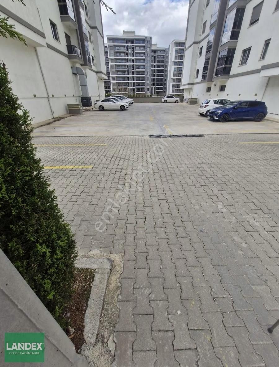 Landex'den Şemikler'de 4+1havuzlu Güvenlikli 220m2 Satılık Daire - Görsel 20