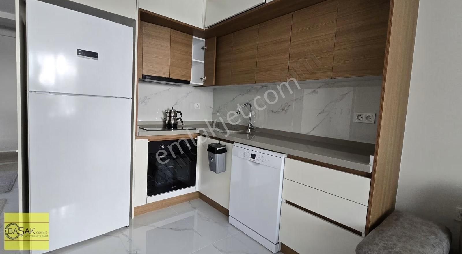 Başak'tan Prestijli Havuzlu Sitede 2+1 Eşyalı Daire - Görsel 3