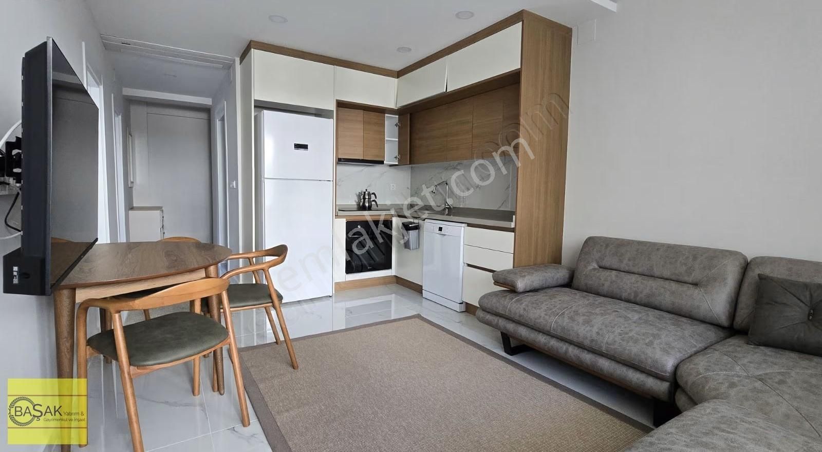 Başak'tan Prestijli Havuzlu Sitede 2+1 Eşyalı Daire - Görsel 14