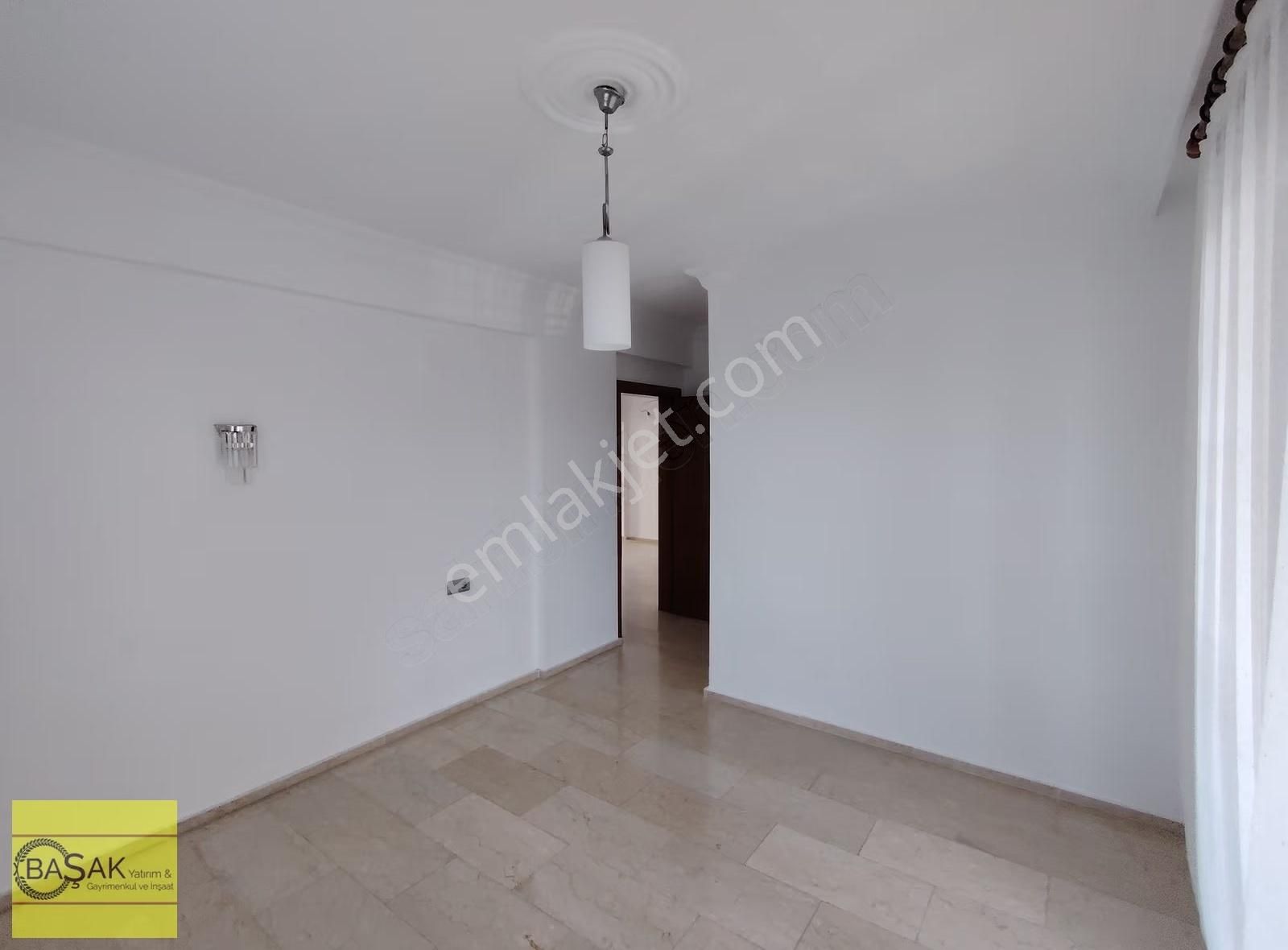 Başak Tan Havuzlu Nezih Sitede Katda Tek Daire Kiralık 5+1 - Görsel 16