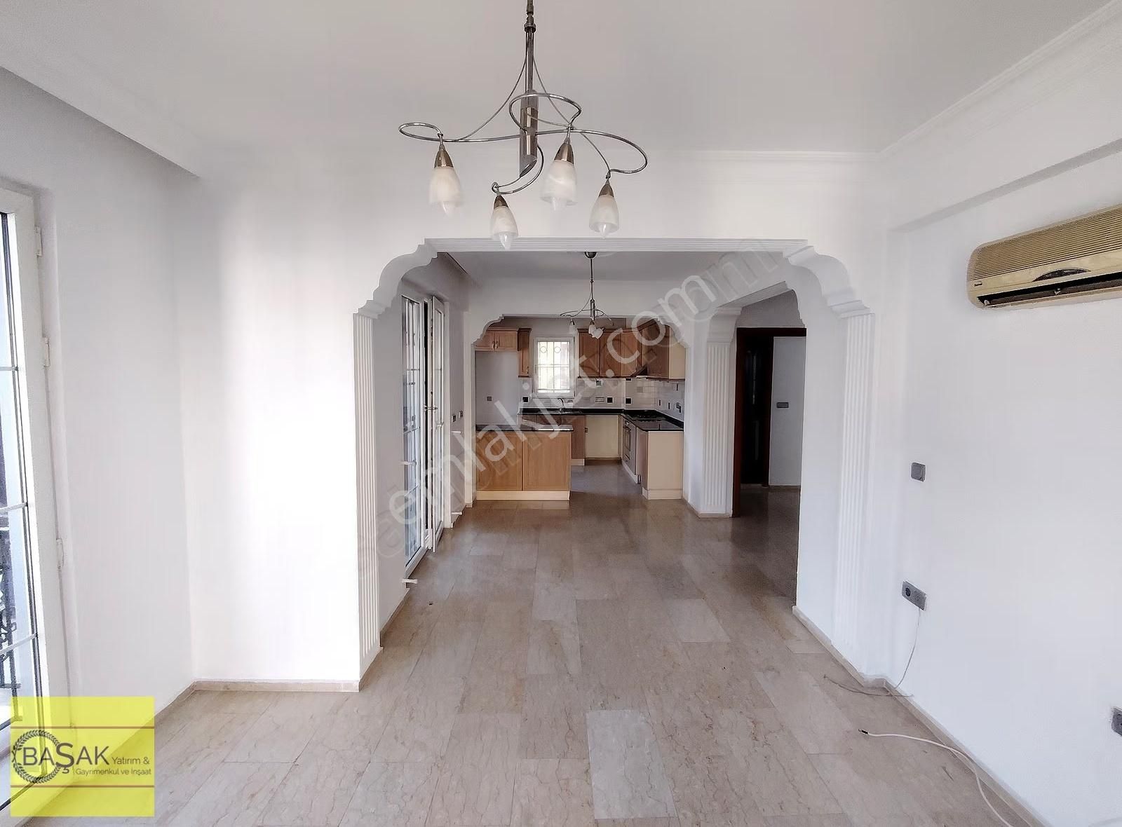 Başak Tan Havuzlu Nezih Sitede Katda Tek Daire Kiralık 5+1 - Görsel 15