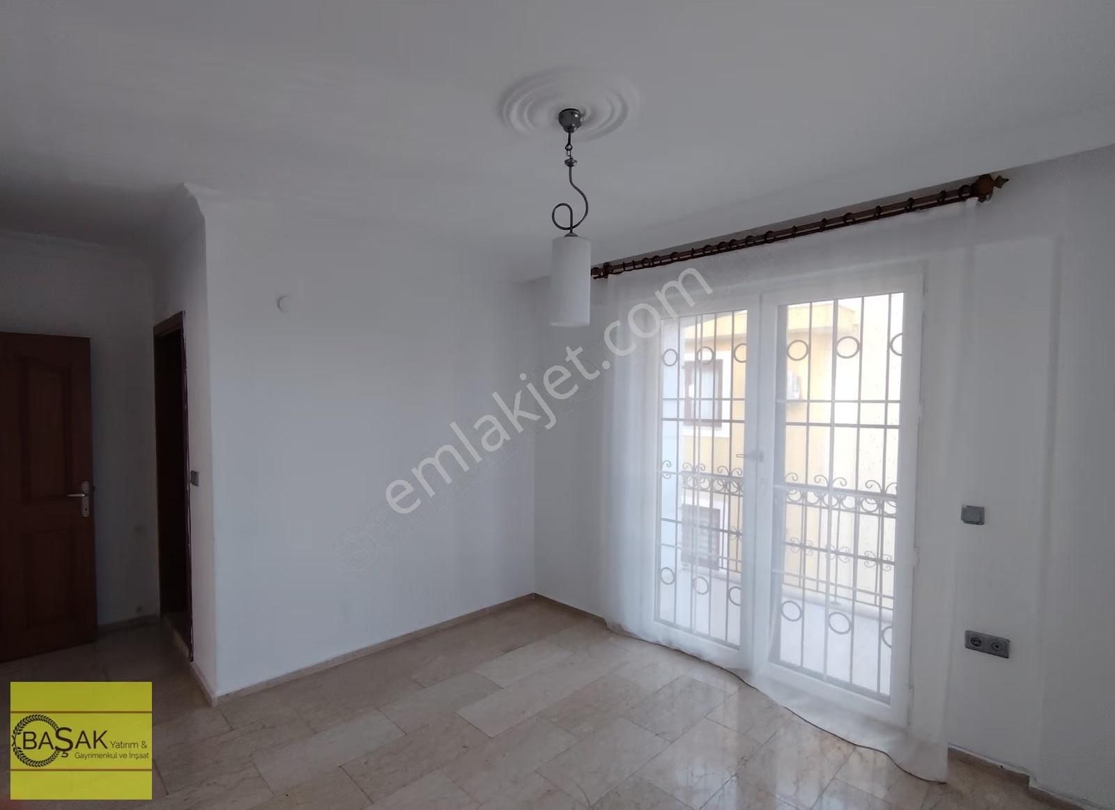 Başak Tan Havuzlu Nezih Sitede Katda Tek Daire Kiralık 5+1 - Görsel 18