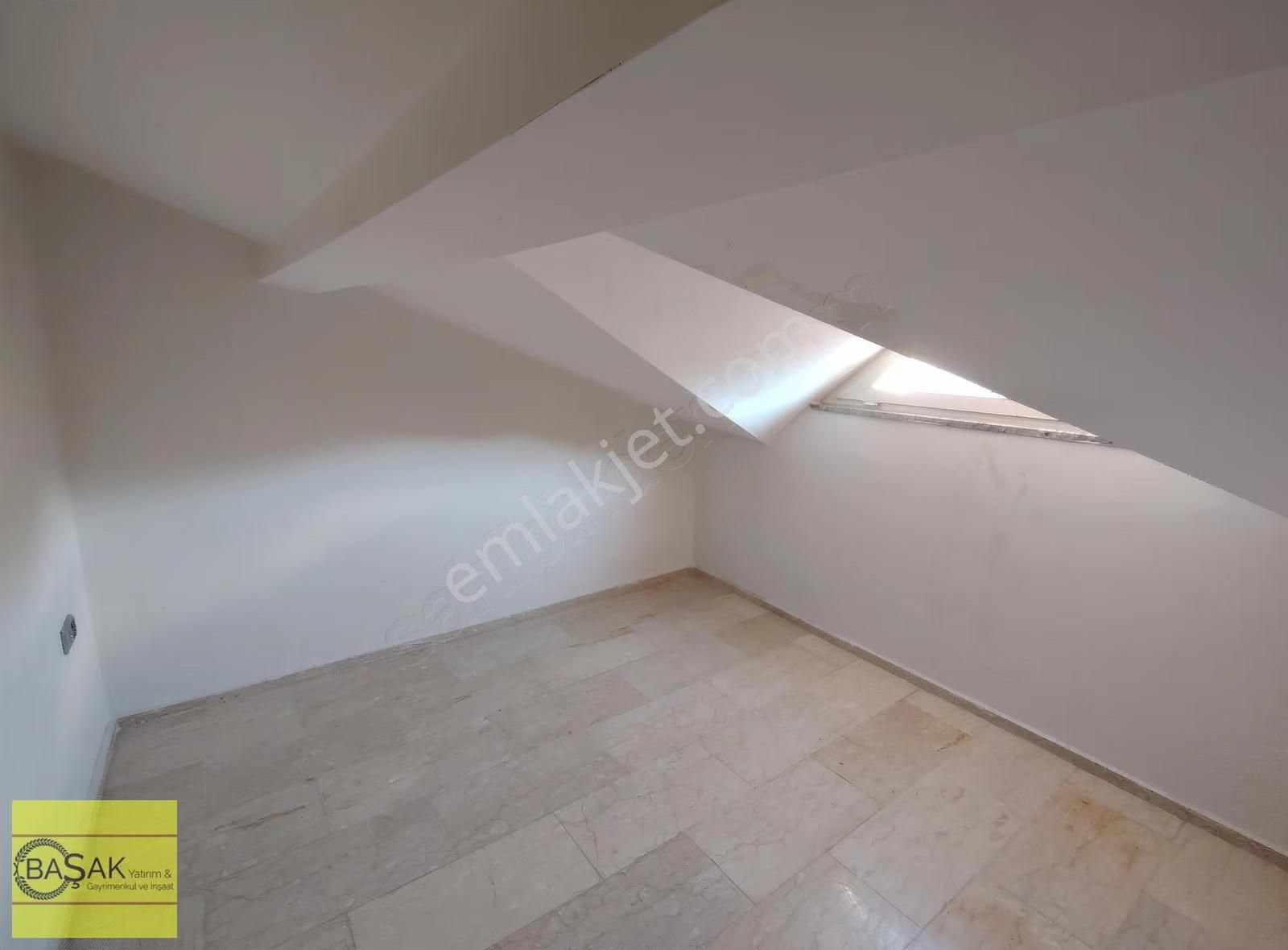 Başak Tan Havuzlu Nezih Sitede Katda Tek Daire Kiralık 5+1 - Görsel 20