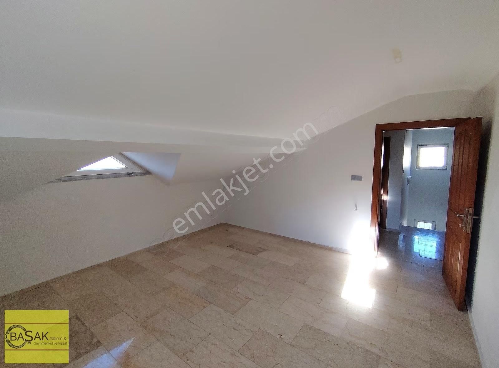 Başak Tan Havuzlu Nezih Sitede Katda Tek Daire Kiralık 5+1 - Görsel 9