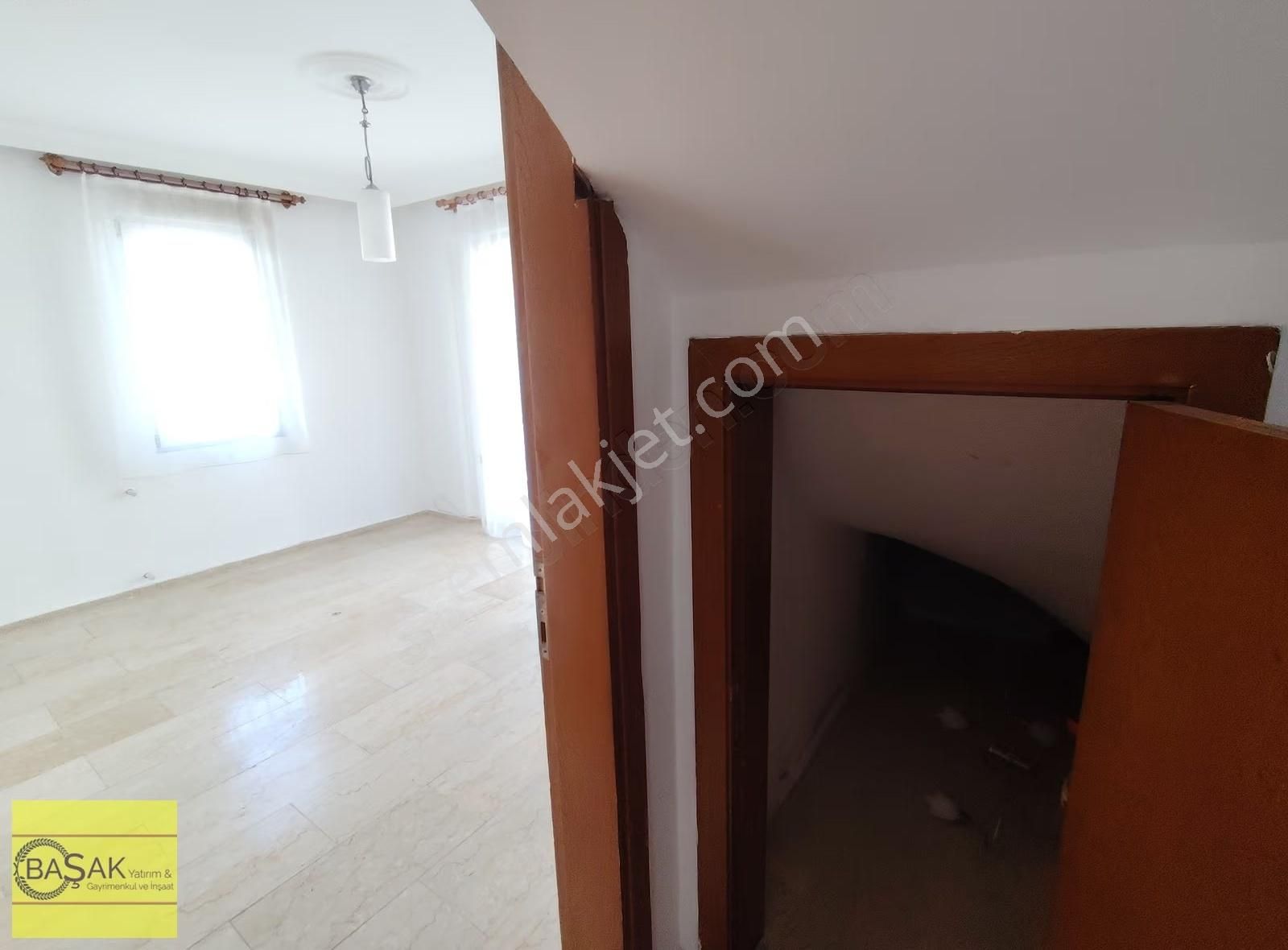 Başak Tan Havuzlu Nezih Sitede Katda Tek Daire Kiralık 5+1 - Görsel 19