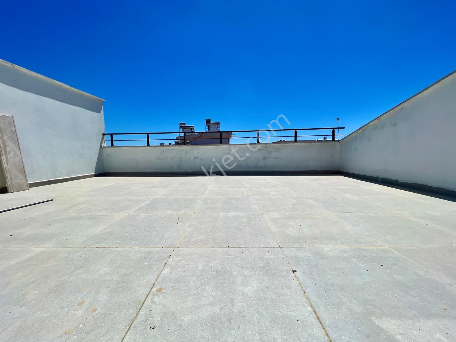 Berkay Demirel'den Akçayda Geniş Teraslı Doğalgazlı 4+1 Dubleks