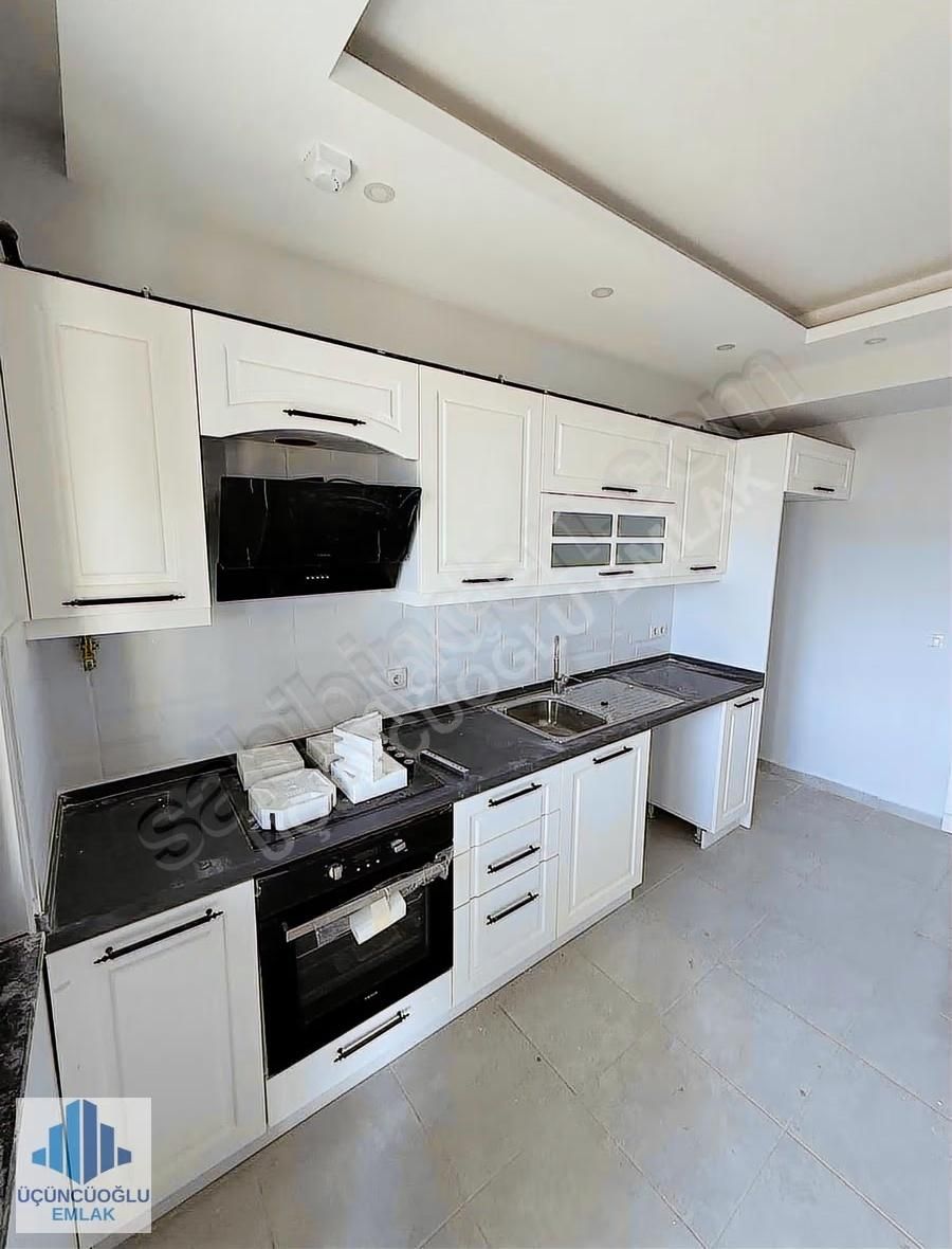 Tuzla Postane Mahallesinde Ferah 3+1 - Görsel 5