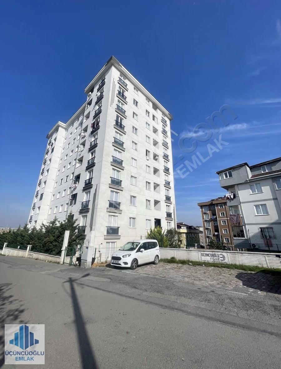 Pendik A.yesevi Mahallesinde Önü Kapanmayan Ferah Daire