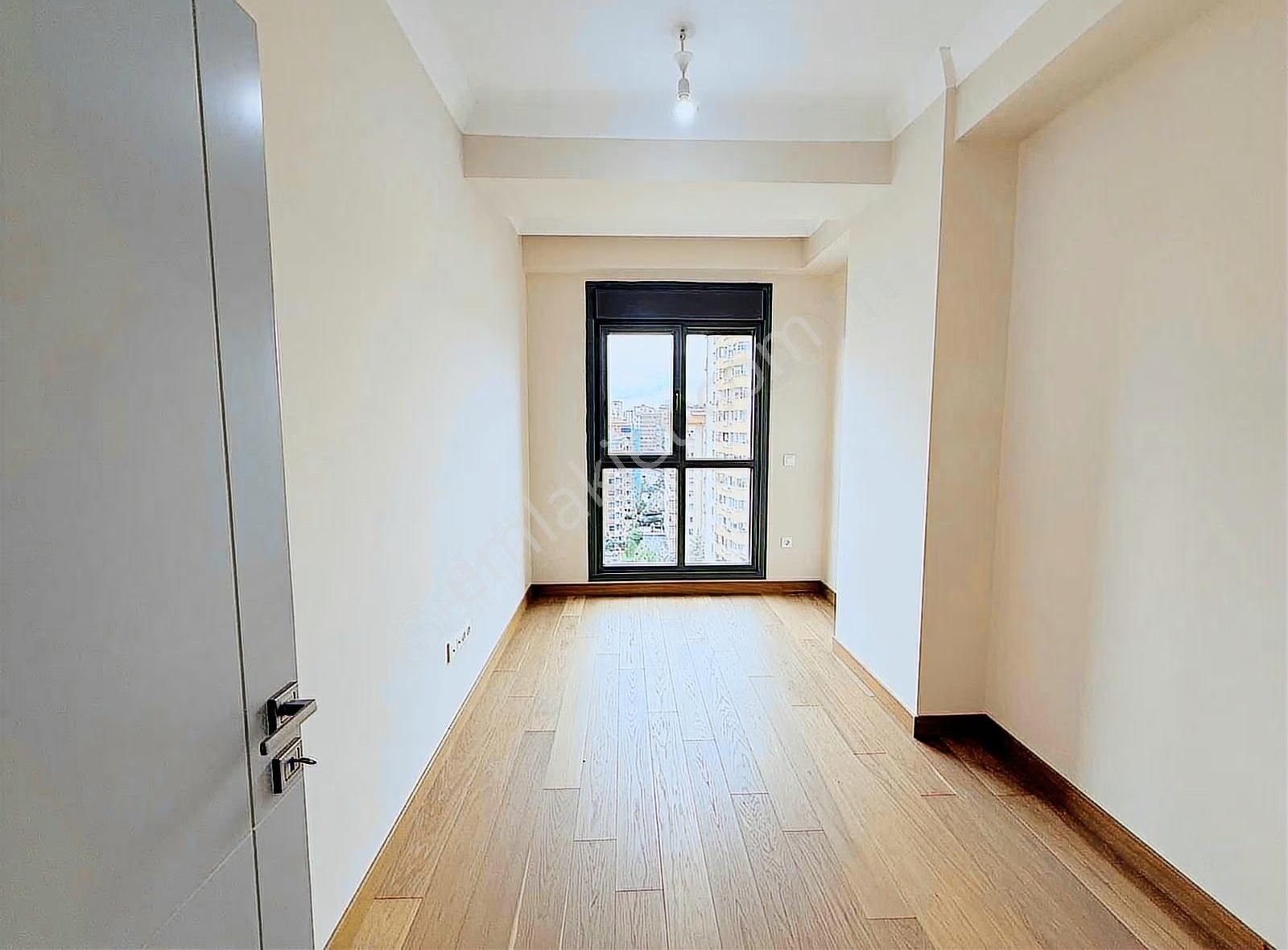 Suadiye Ulus Sokakta Sıfır, Modern Ve Ayrıcalıklı Satılık 3+1 - Görsel 13