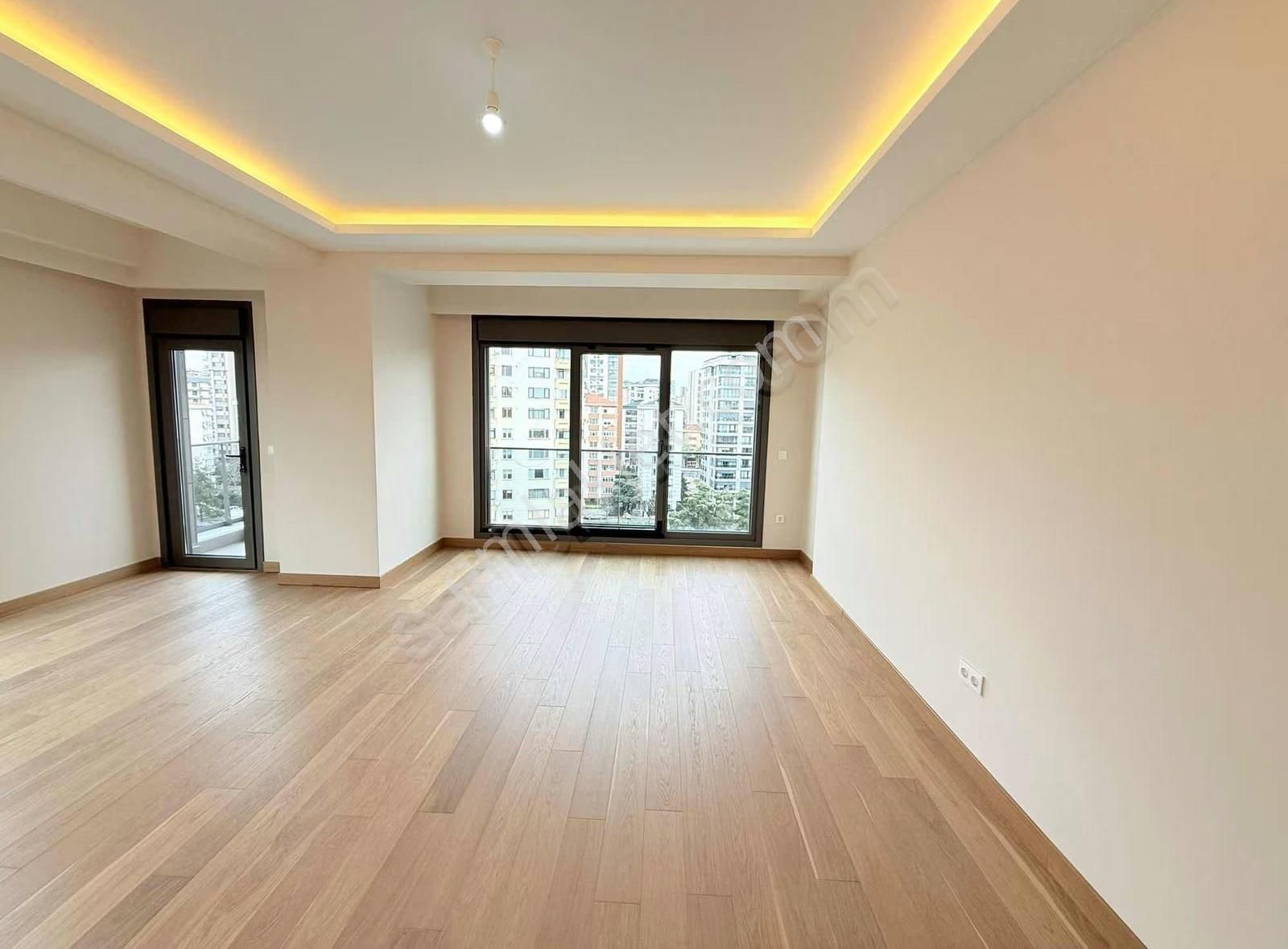 Suadiye Ulus Sokakta Sıfır, Modern Ve Ayrıcalıklı Satılık 3+1 - Görsel 21