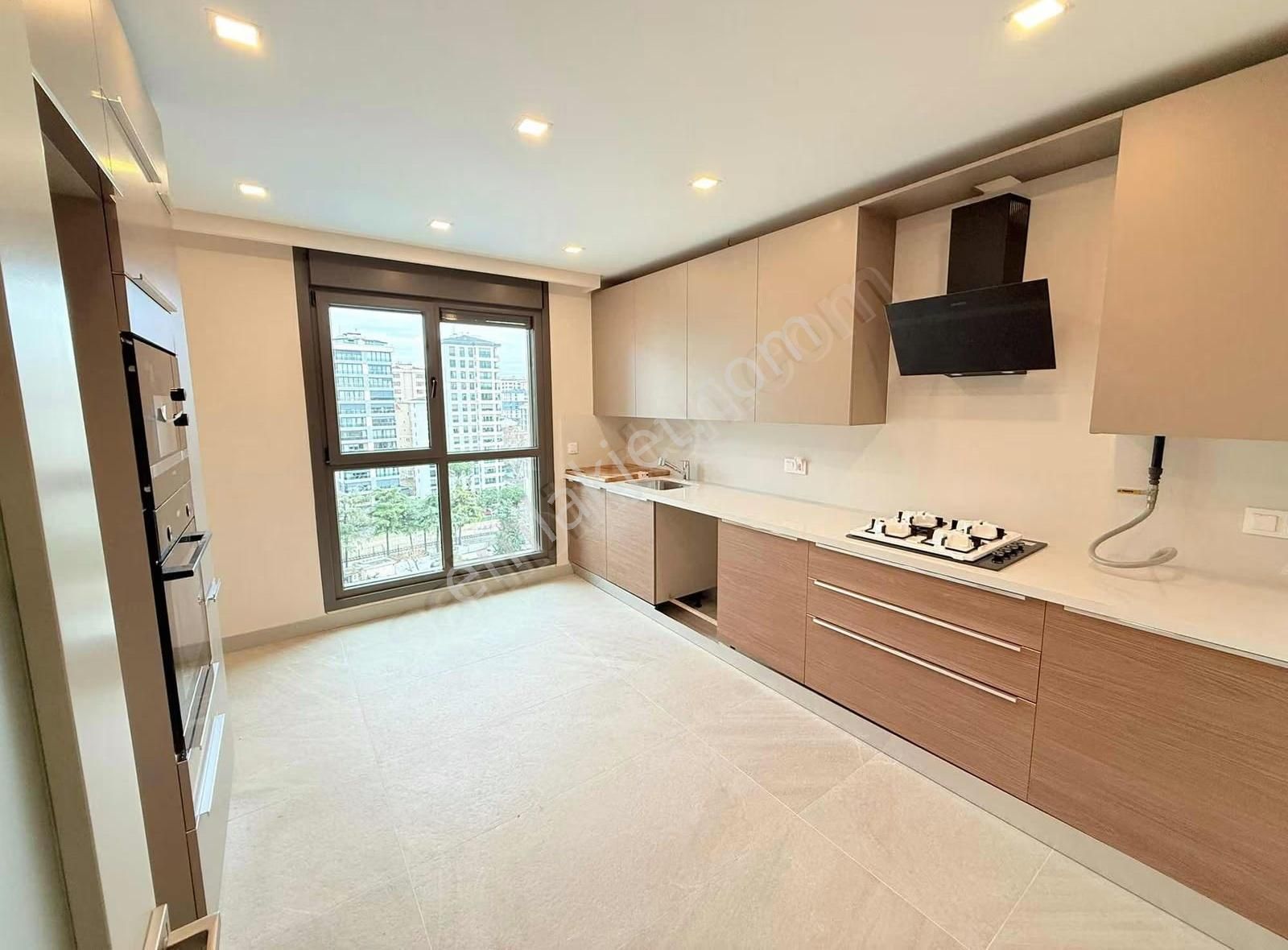 Suadiye Ulus Sokakta Sıfır, Modern Ve Ayrıcalıklı Satılık 3+1 - Görsel 9