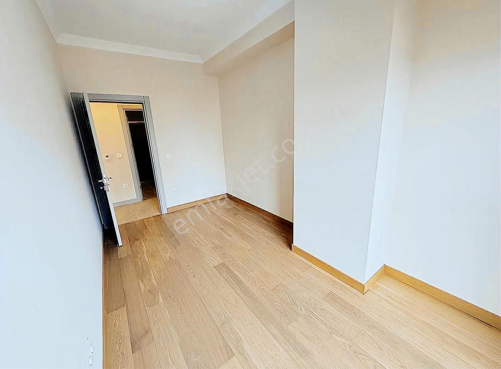 Suadiye Ulus Sokakta Sıfır, Modern Ve Ayrıcalıklı Satılık 3+1 - Görsel 5