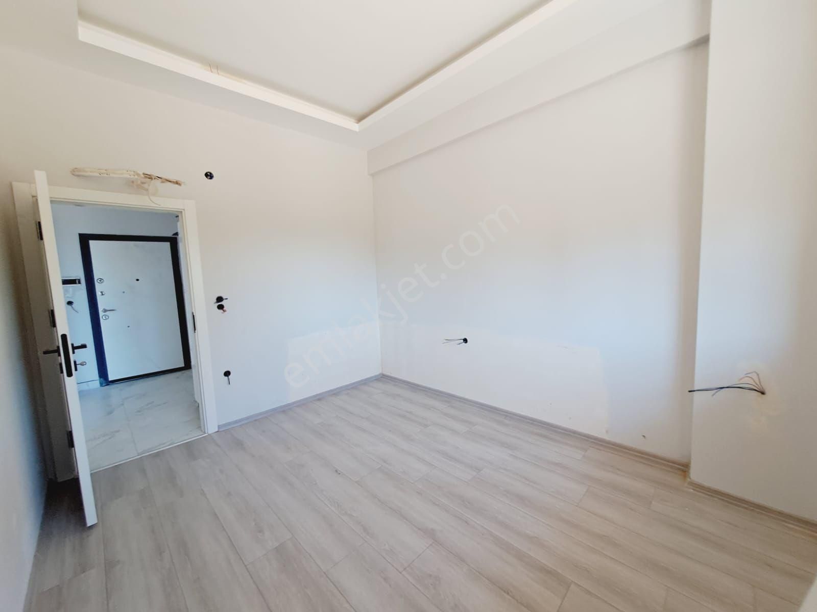 Yeni Bir Komplekste Geniş Daire Ve Denize Ve Alışveriş Merkezine Doğrudan Bir Yol - Görsel 9