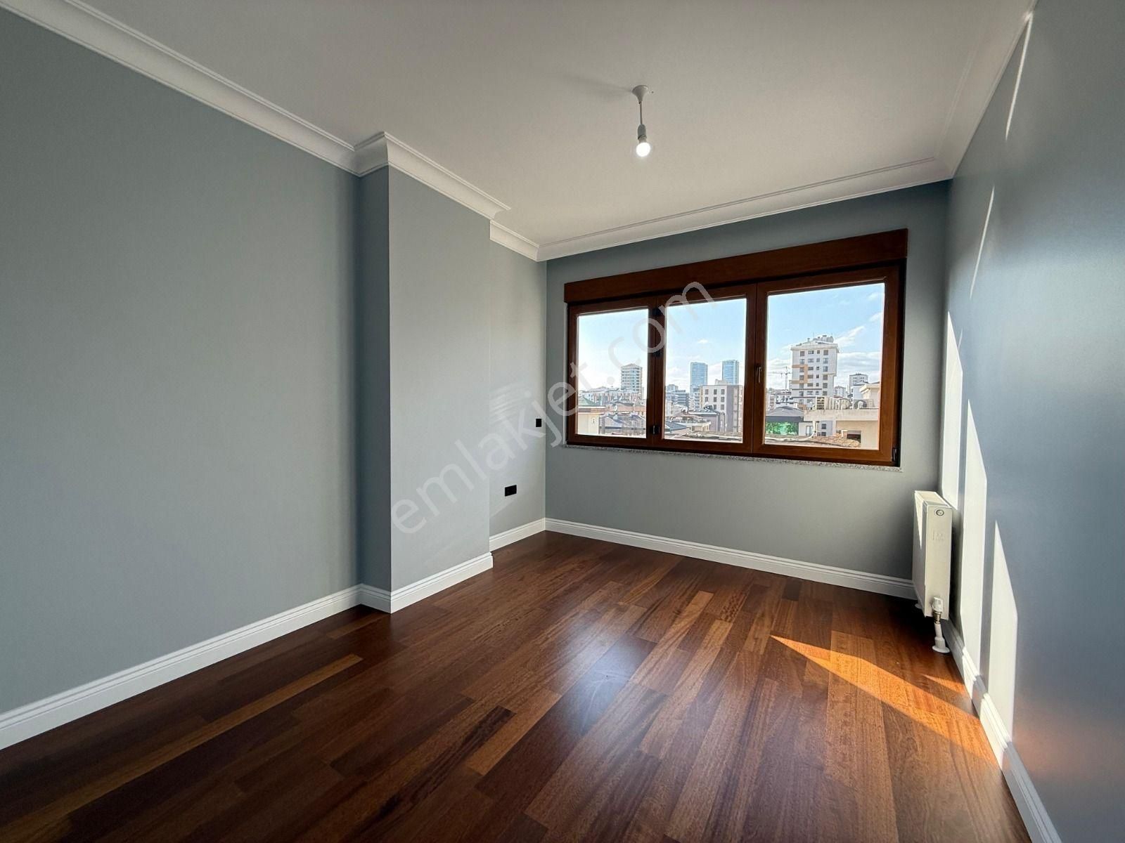 Lunas'dan Erenköy Bağdat Caddeye Yakın 130 M2 Net 3+1 Ebeveyn - Görsel 33