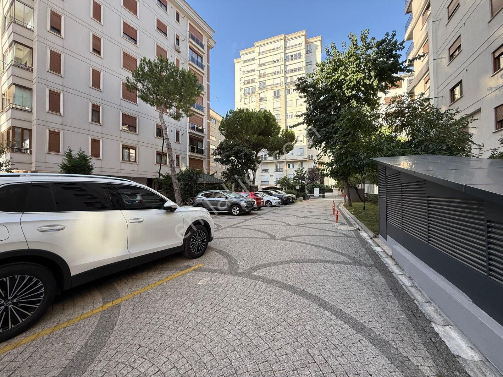 Lunas'dan Erenköy Bağdat Caddeye Yakın 130 M2 Net 3+1 Ebeveyn - Görsel 26