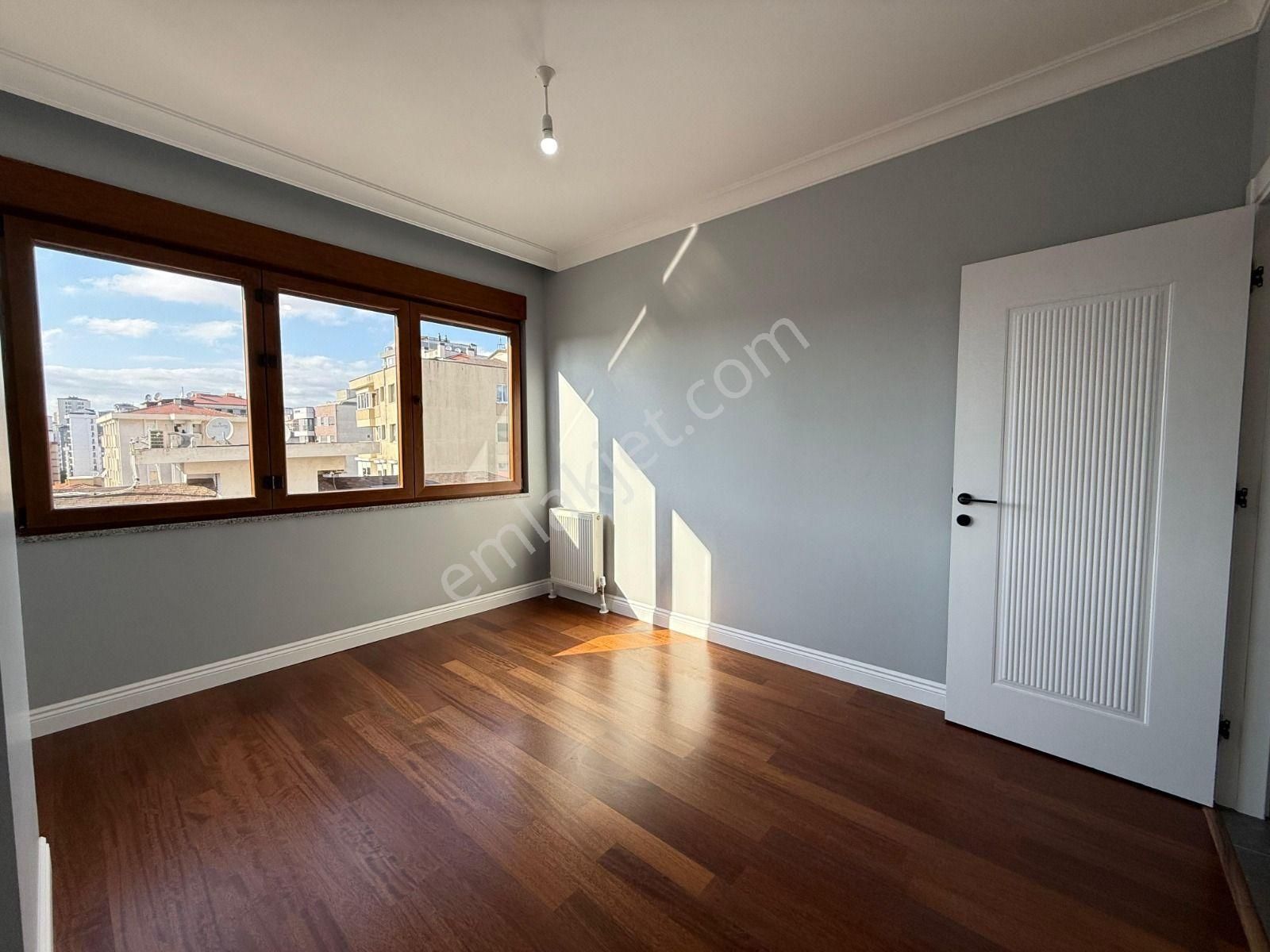 Lunas'dan Erenköy Bağdat Caddeye Yakın 130 M2 Net 3+1 Ebeveyn - Görsel 32