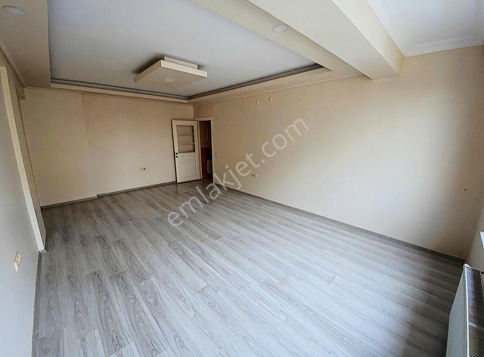 Çırağan Emlak'tan Emek Mahallesi Ertaş Bulvarı Bakımlı 3+1 Daire - Görsel 16