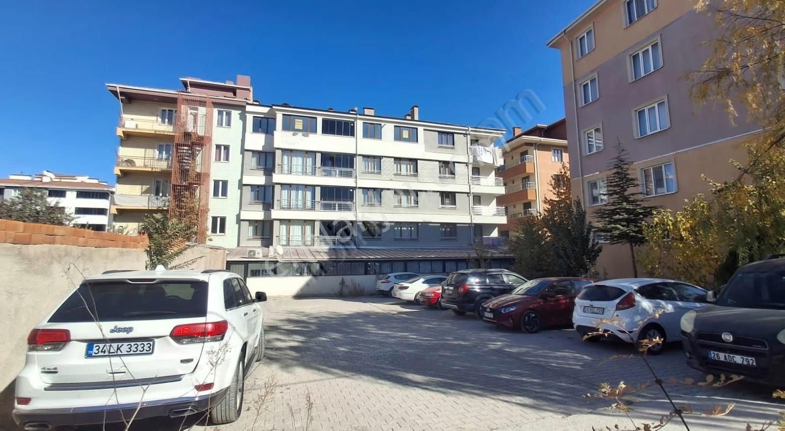 Çırağan Emlak'tan Emek Mahallesi Ertaş Bulvarı Bakımlı 3+1 Daire - Görsel 5