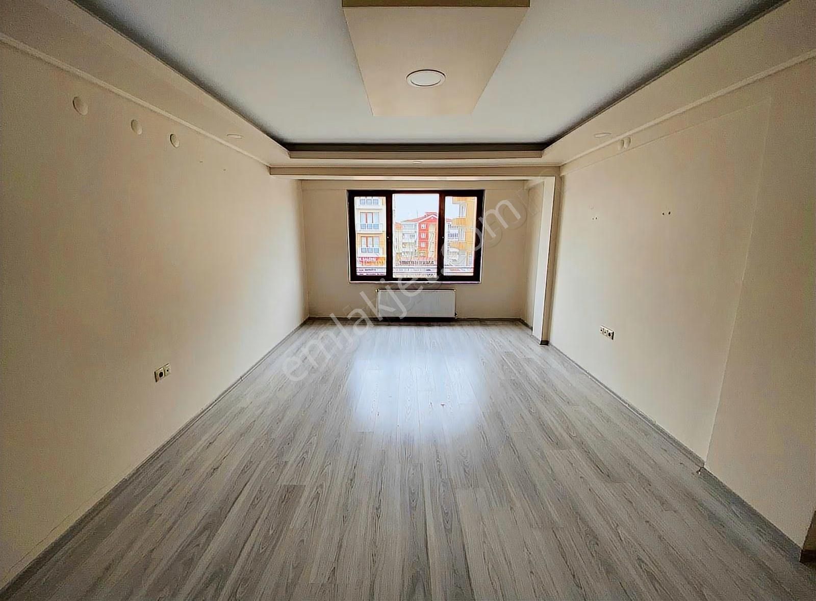 Çırağan Emlak'tan Emek Mahallesi Ertaş Bulvarı Bakımlı 3+1 Daire - Görsel 14