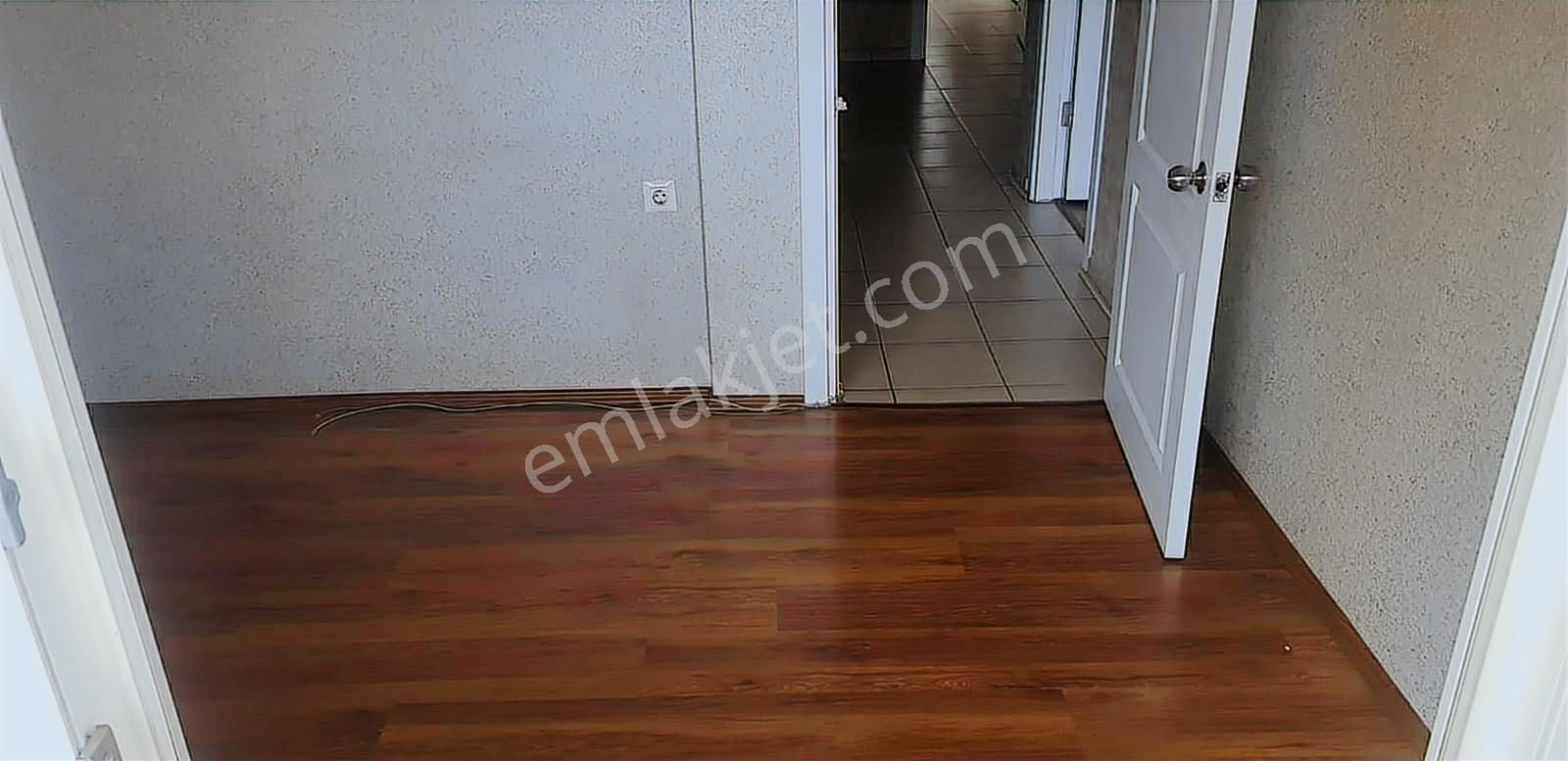 138m2 Bakımlı 3+1 Kombili Kelepir Daire - Görsel 10