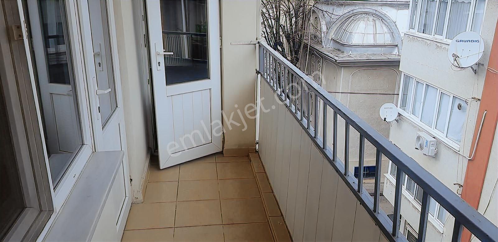 138m2 Bakımlı 3+1 Kombili Kelepir Daire - Görsel 8