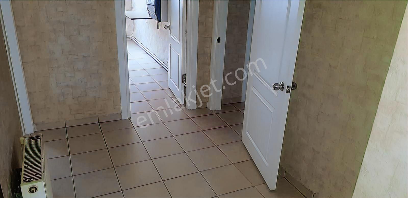 138m2 Bakımlı 3+1 Kombili Kelepir Daire - Görsel 13