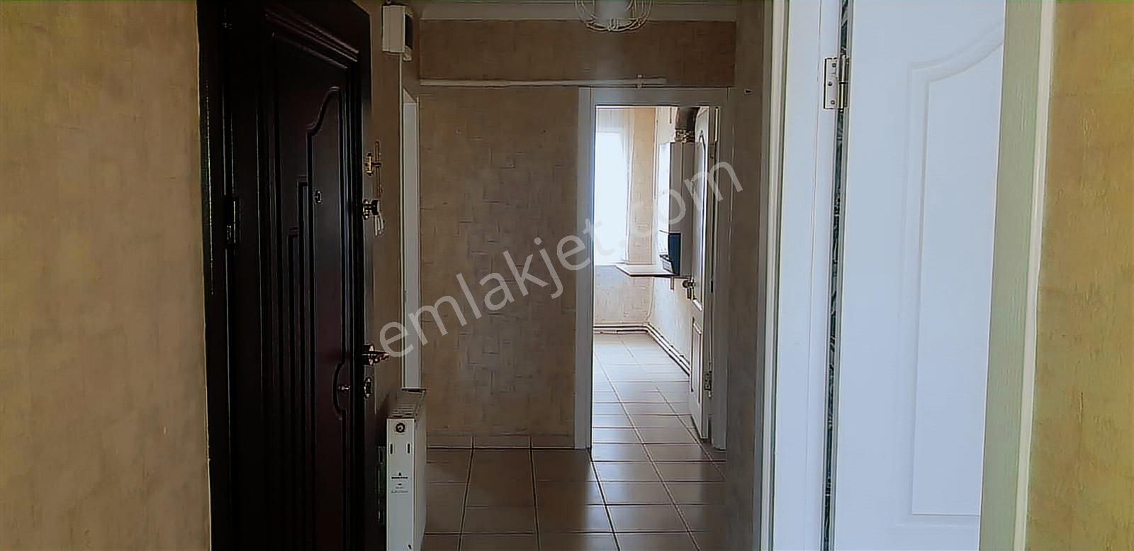 138m2 Bakımlı 3+1 Kombili Kelepir Daire - Görsel 14