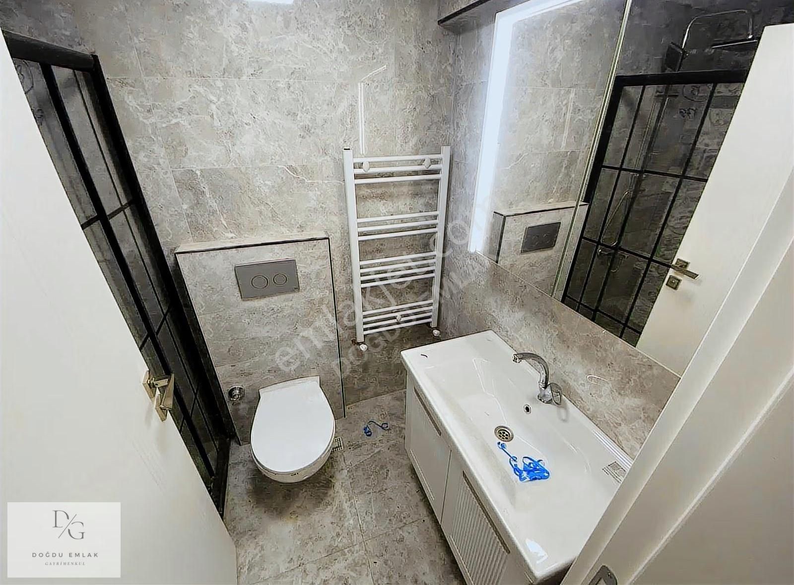 Doğdu Emlak'tan Adnan Menderes'te Full Yapılı 3+1 Geniş Daire