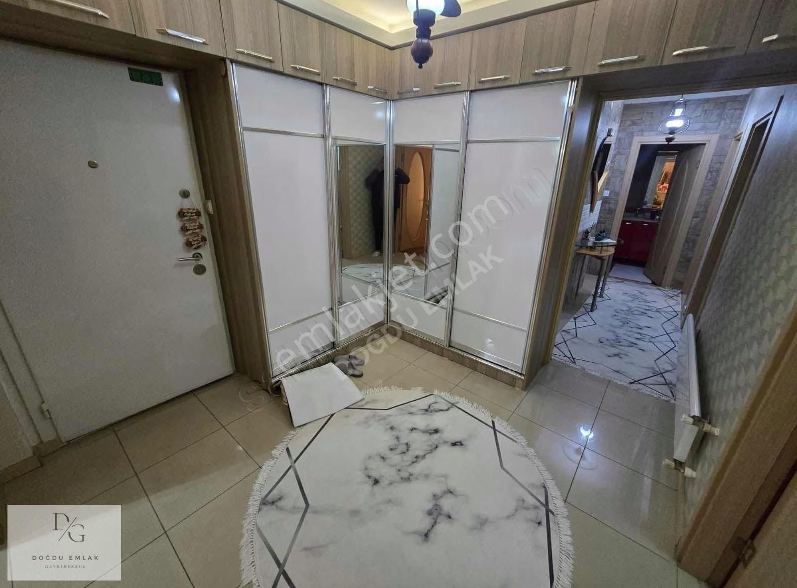 Doğdu Emlak'tan Manzaralı Geniş 3+1 Daire - Görsel 17