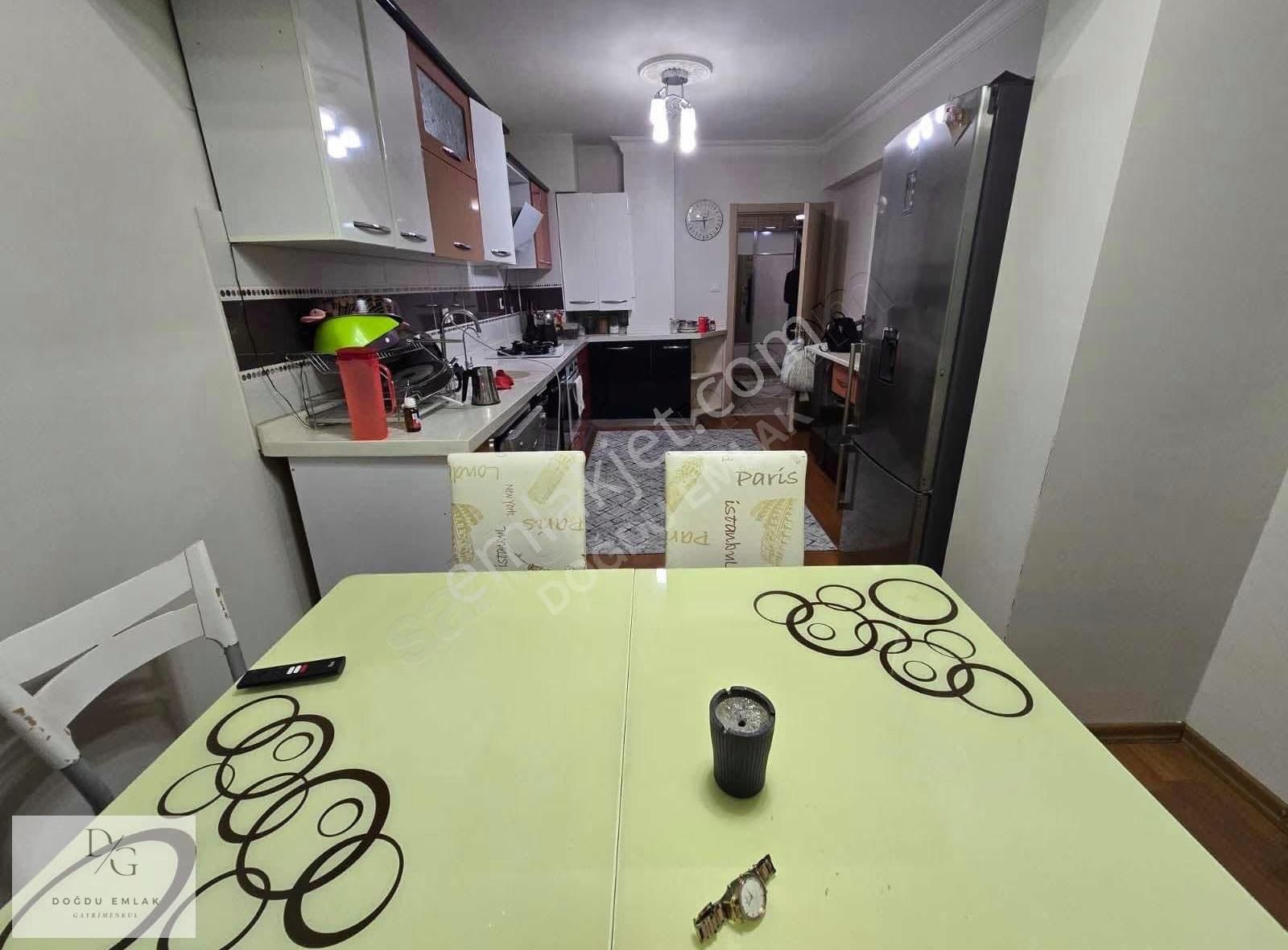 Doğdu Emlak'tan Manzaralı Geniş 3+1 Daire - Görsel 8