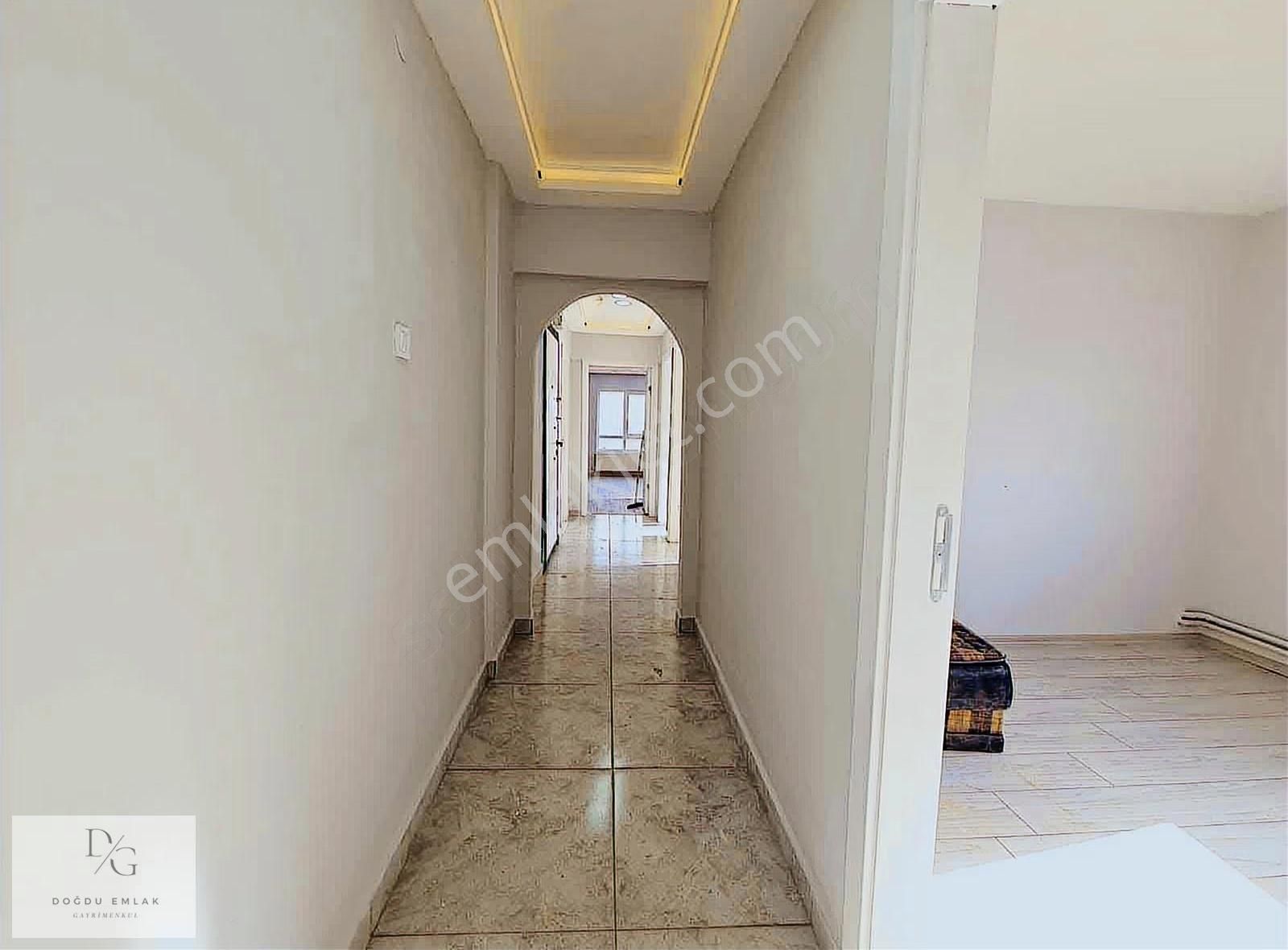 Doğdu Emlak'tan Azerbeycan Cadde Üstü Manzaralı 3+1 - Görsel 10