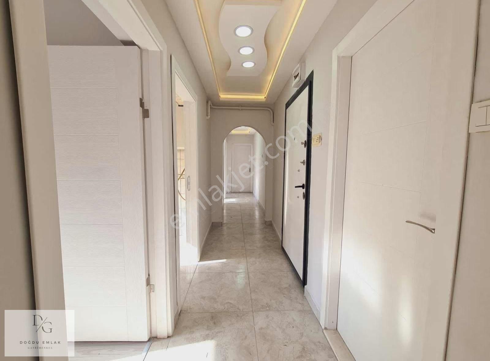 Doğdu Emlak'tan Azerbeycan Cadde Üstü Manzaralı 3+1 - Görsel 13