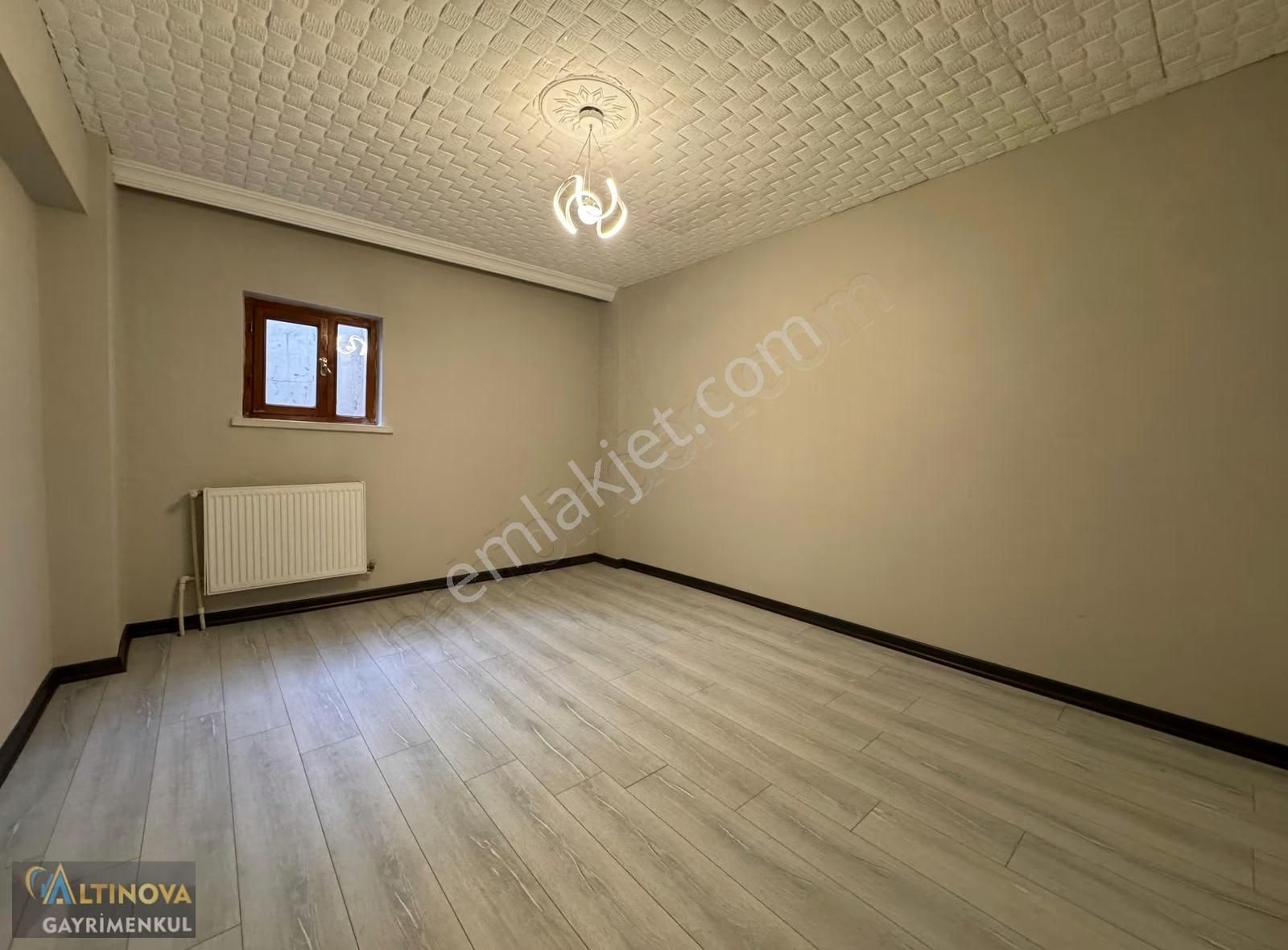 Keçiörende Cadde De Ful Yapılı Geniş 3,5+1 Kiralık Daire - Görsel 23