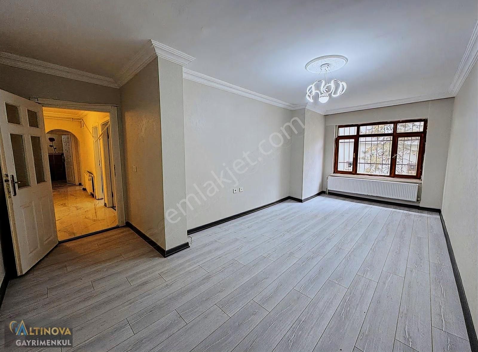 Keçiörende Cadde De Ful Yapılı Geniş 3,5+1 Kiralık Daire - Görsel 18