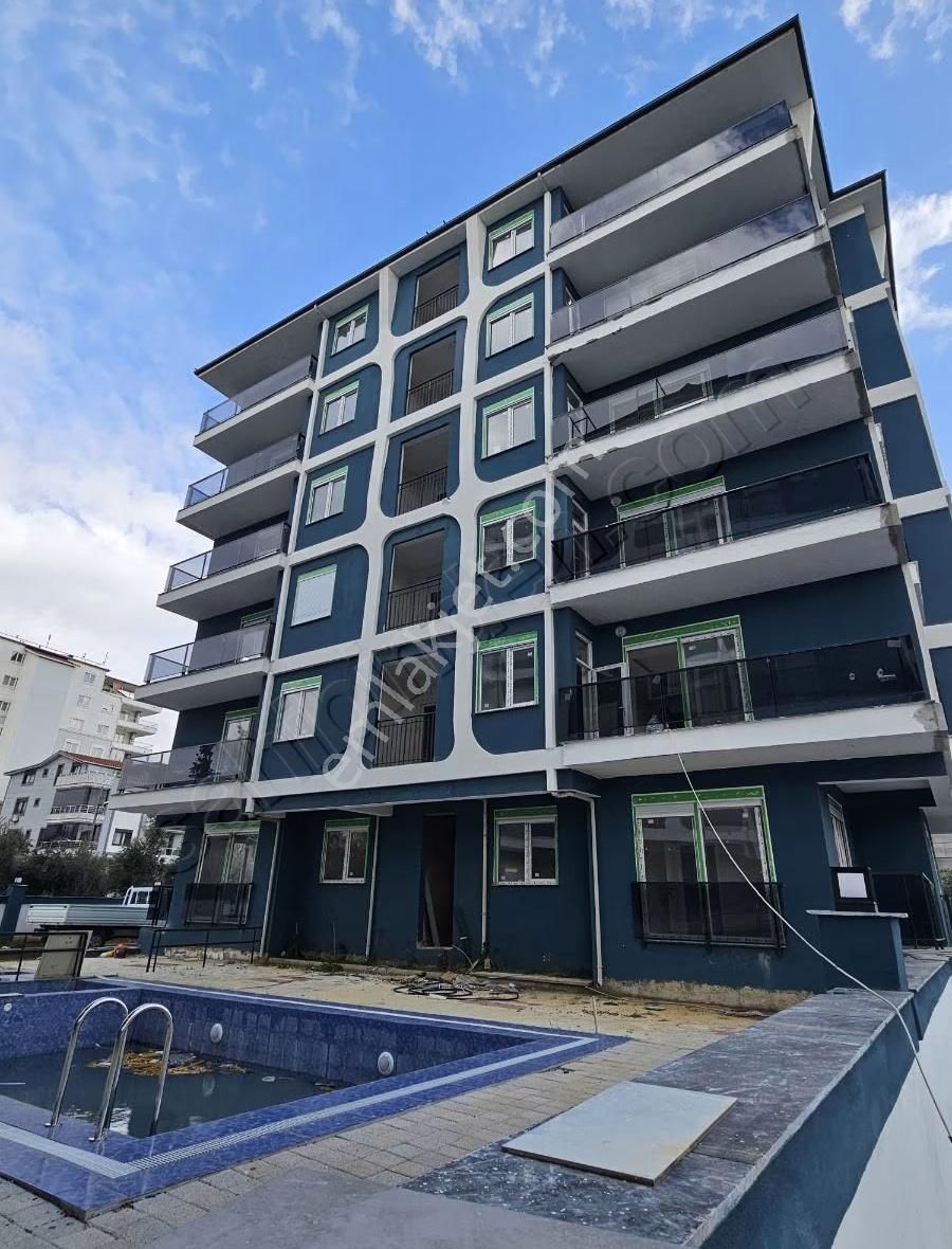 Akçaalan Mah 3+1 Havuzlu Lüks Daire - Görsel 4