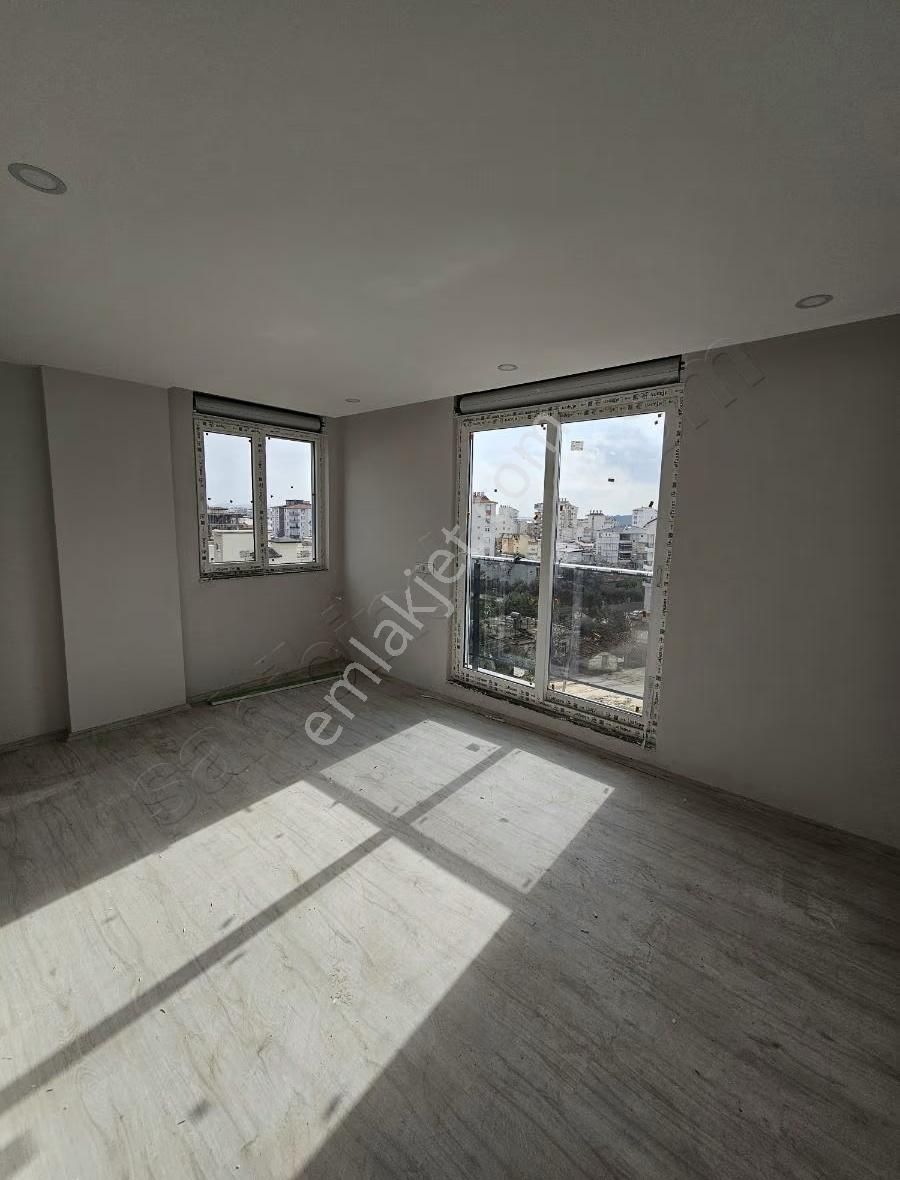 Akçaalan Mah 3+1 Havuzlu Lüks Daire - Görsel 10