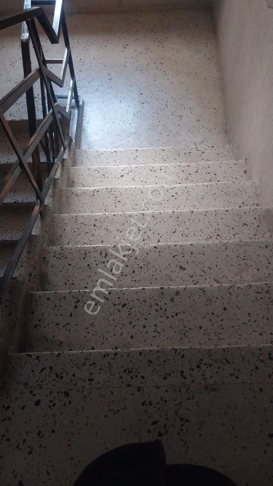 Karşıyakada Kiralık Daire - Görsel 4