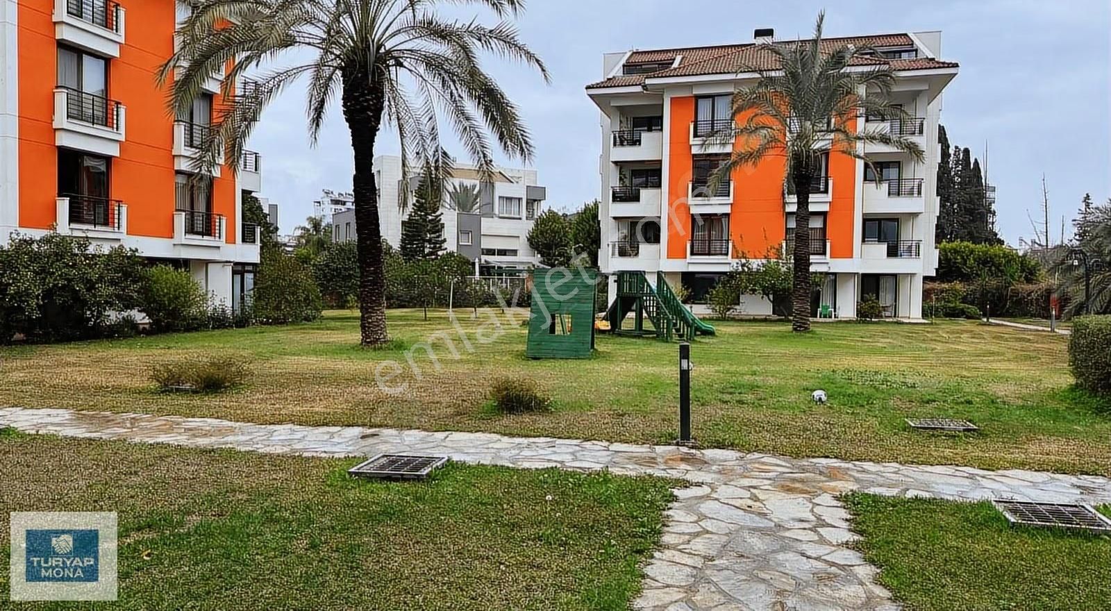 Altınkum Konaklarında 3+1 Havuzlu Kiralık 160m2 - Görsel 11