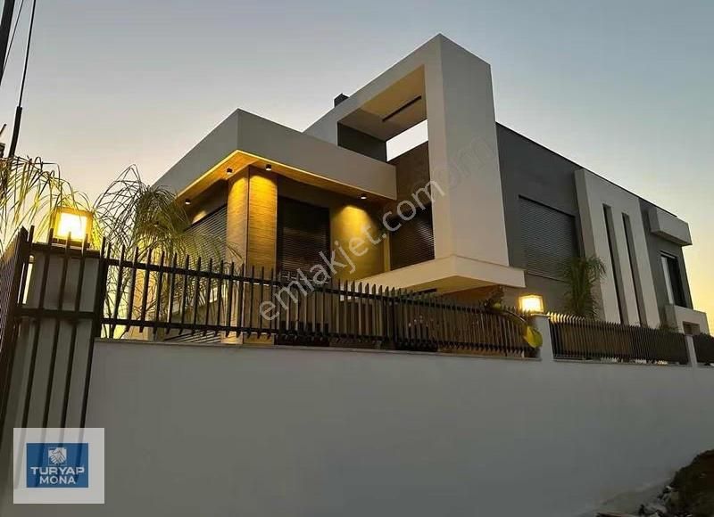 Müstakil Özel Havuzlu 4+1 Satılık Villa - Görsel 12