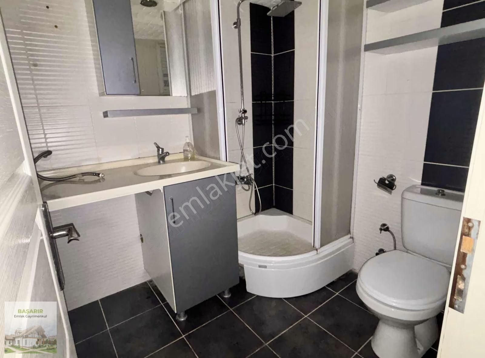 Üçyolda Cadde Bina Arka Daire Ara Kat İçi Bakımlı Asansörlü ... - Görsel 25