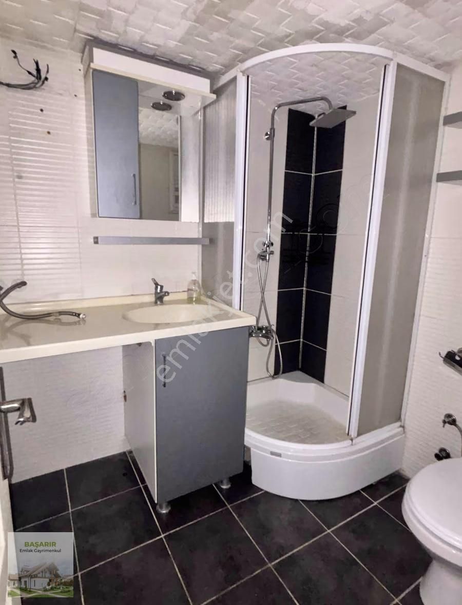 Üçyolda Cadde Bina Arka Daire Ara Kat İçi Bakımlı Asansörlü ... - Görsel 33