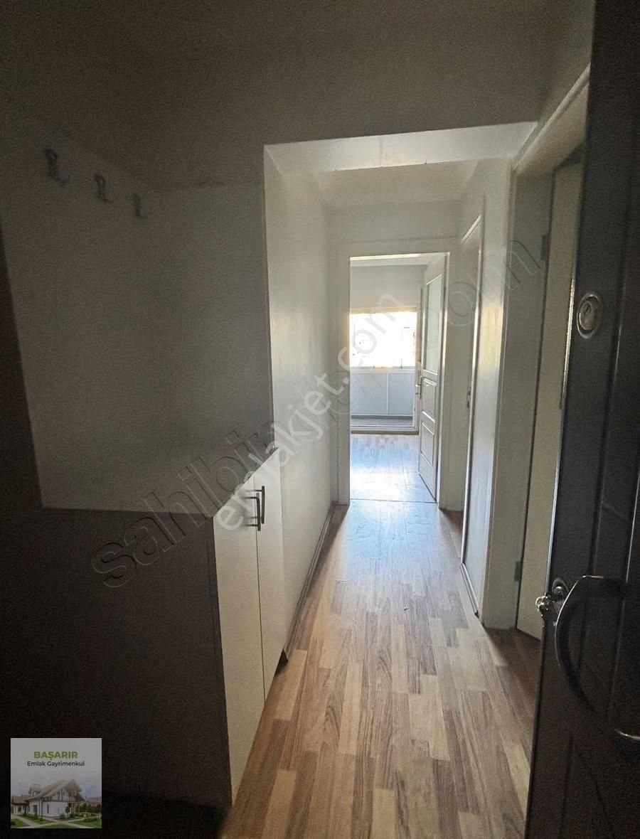 Üçyolda Cadde Bina Arka Daire Ara Kat İçi Bakımlı Asansörlü ... - Görsel 5