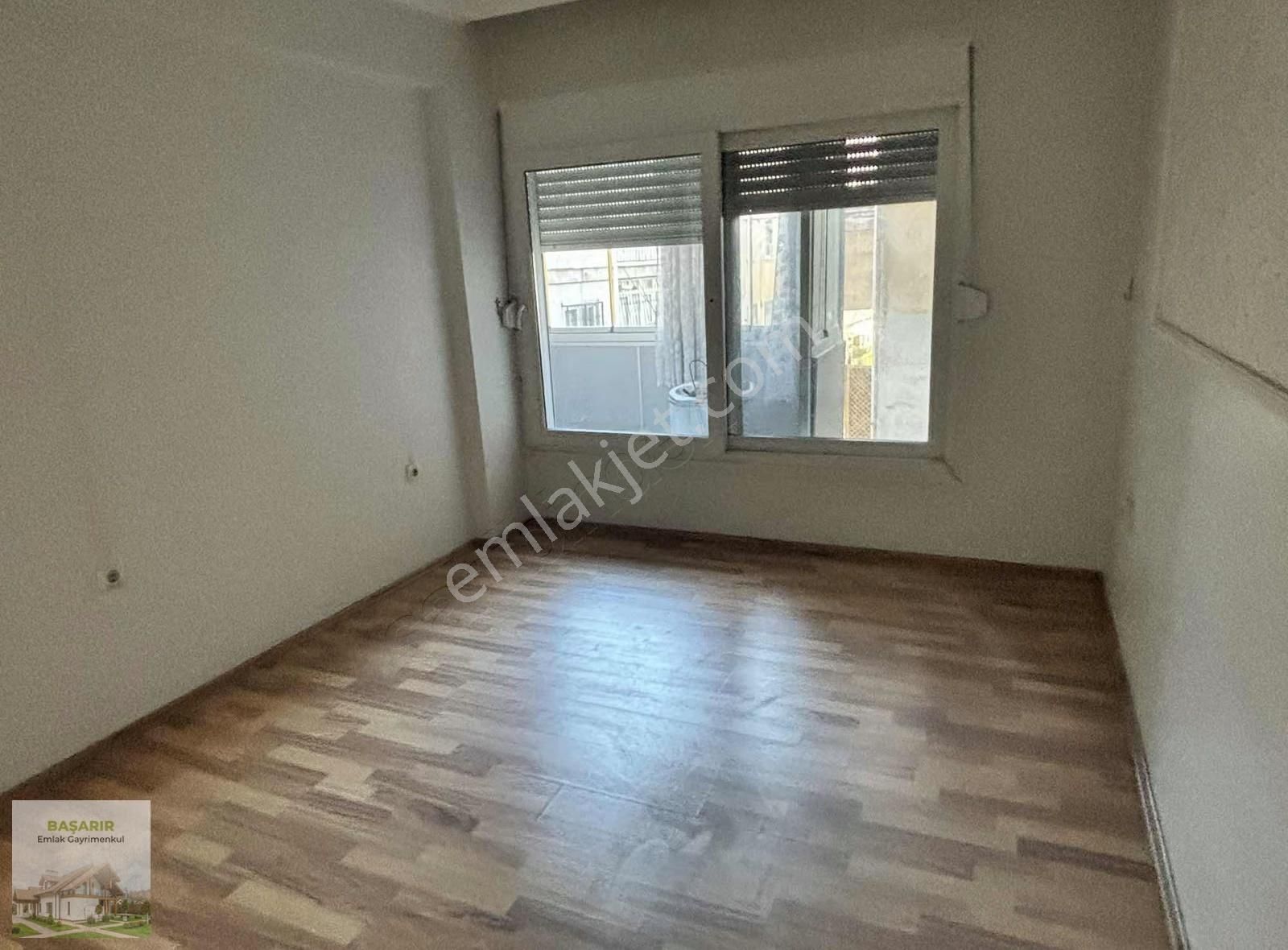 Üçyolda Cadde Bina Arka Daire Ara Kat İçi Bakımlı Asansörlü ... - Görsel 35