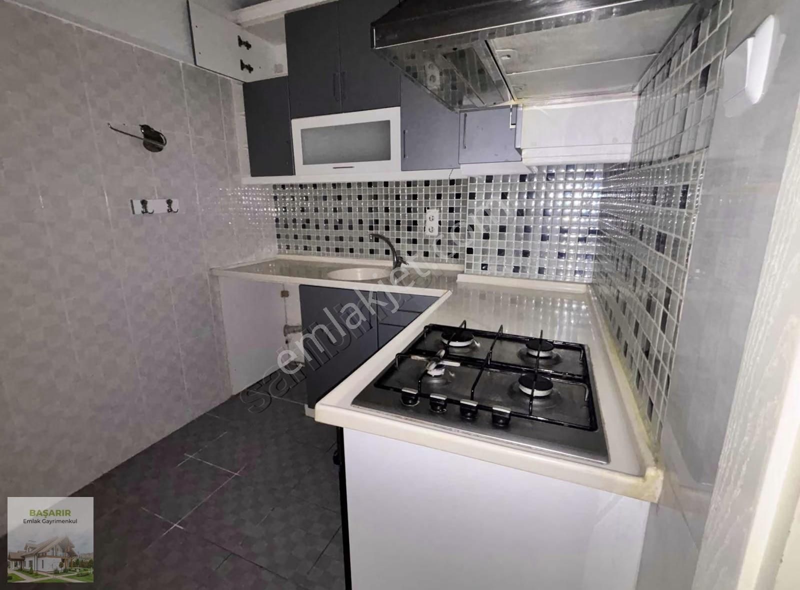 Üçyolda Cadde Bina Arka Daire Ara Kat İçi Bakımlı Asansörlü ... - Görsel 21