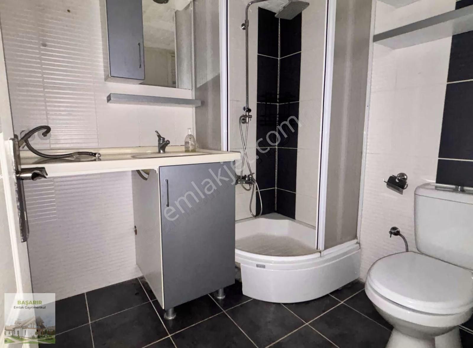 Üçyolda Cadde Bina Arka Daire Ara Kat İçi Bakımlı Asansörlü ... - Görsel 32