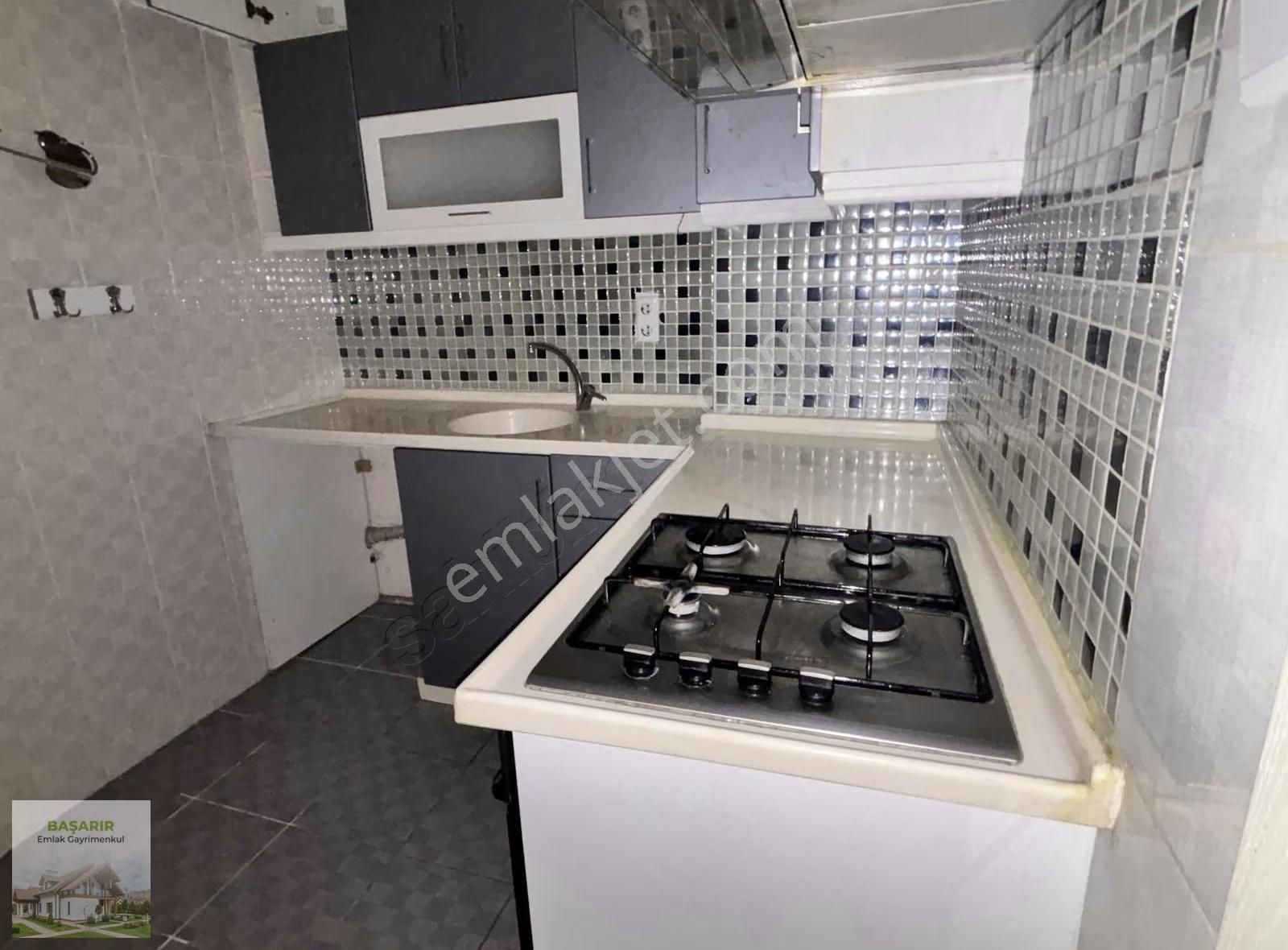 Üçyolda Cadde Bina Arka Daire Ara Kat İçi Bakımlı Asansörlü ... - Görsel 19