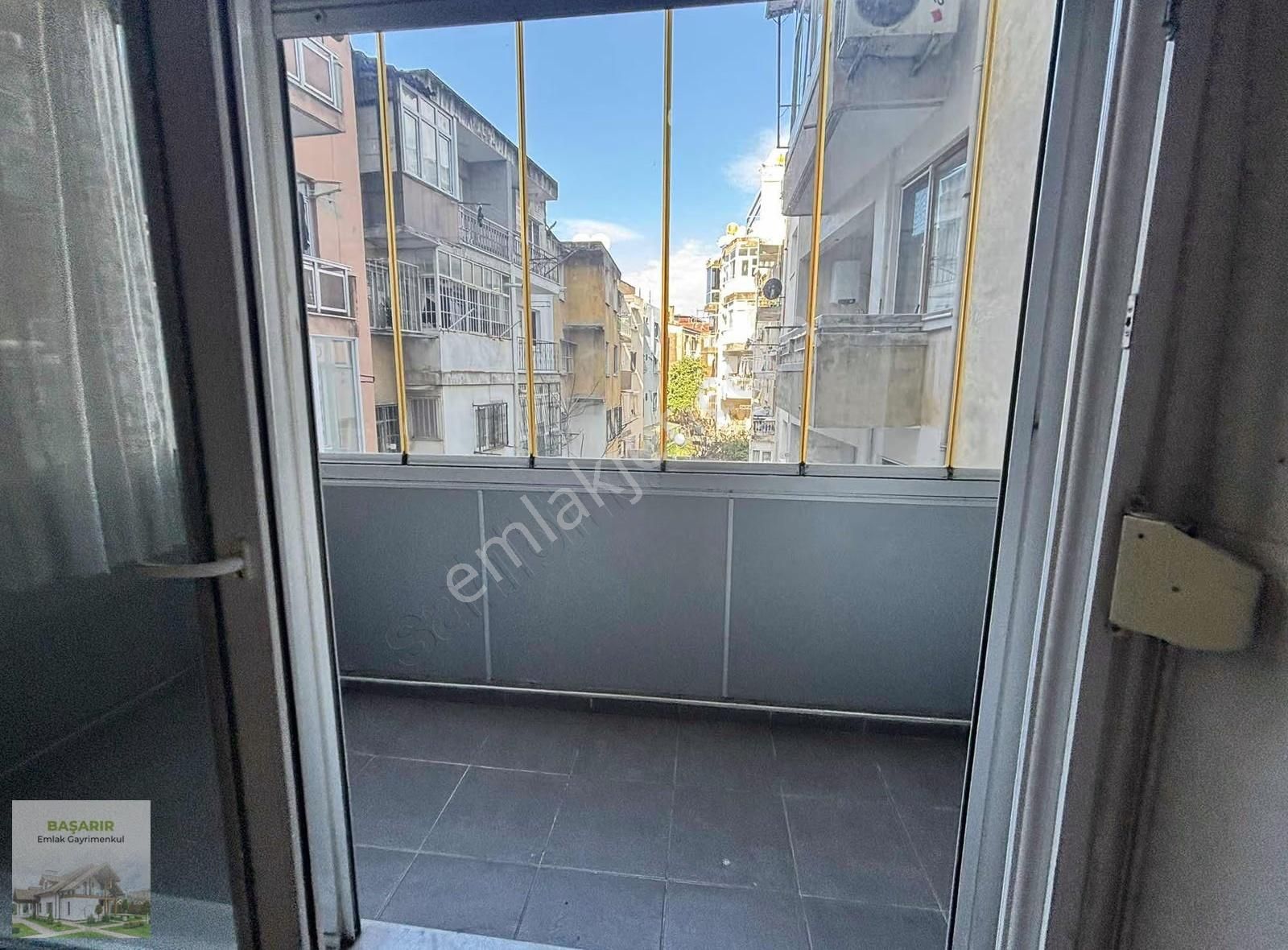 Üçyolda Cadde Bina Arka Daire Ara Kat İçi Bakımlı Asansörlü ... - Görsel 13